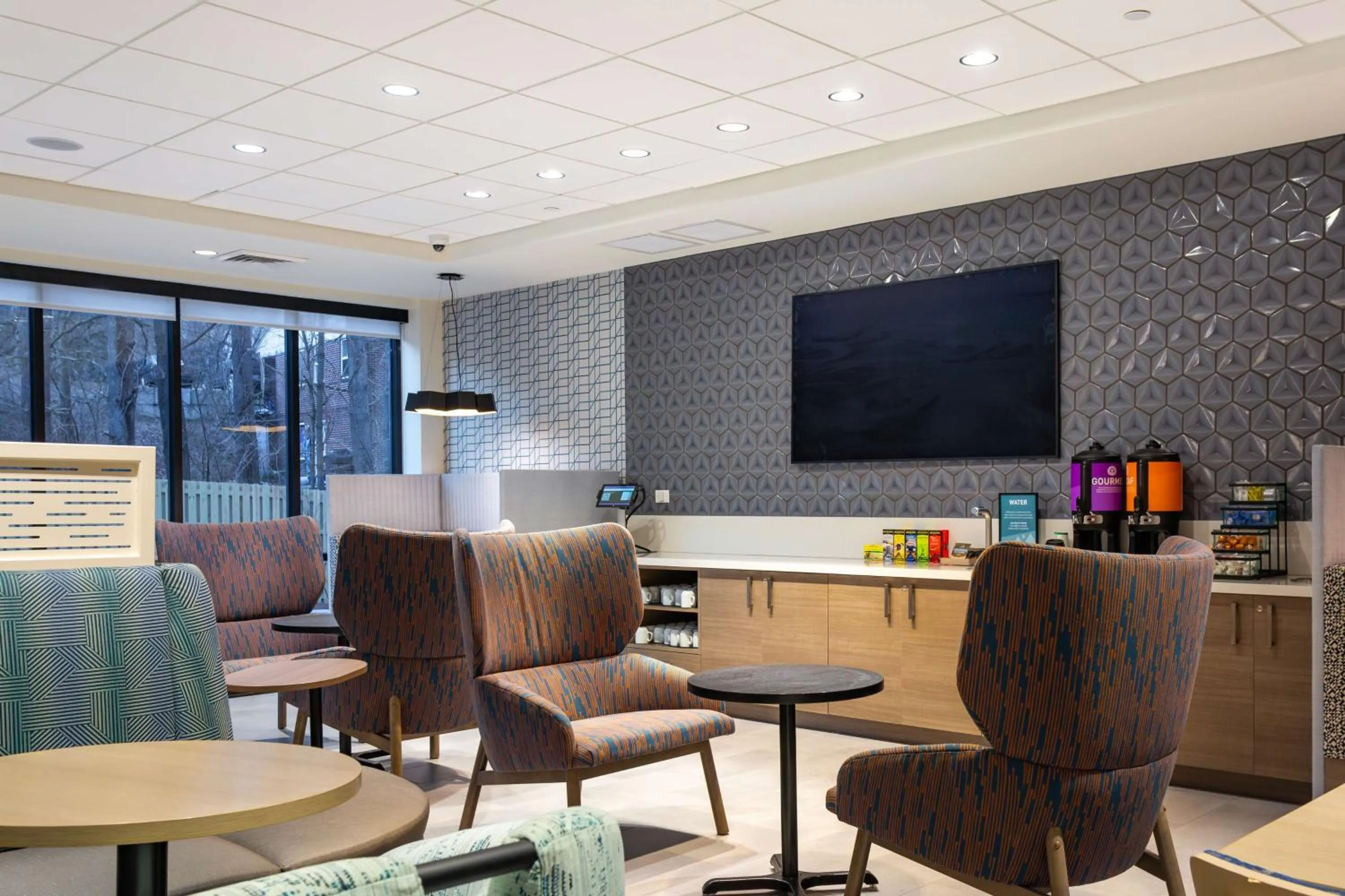 Breakfast in Home2 Suites By Hilton Boone