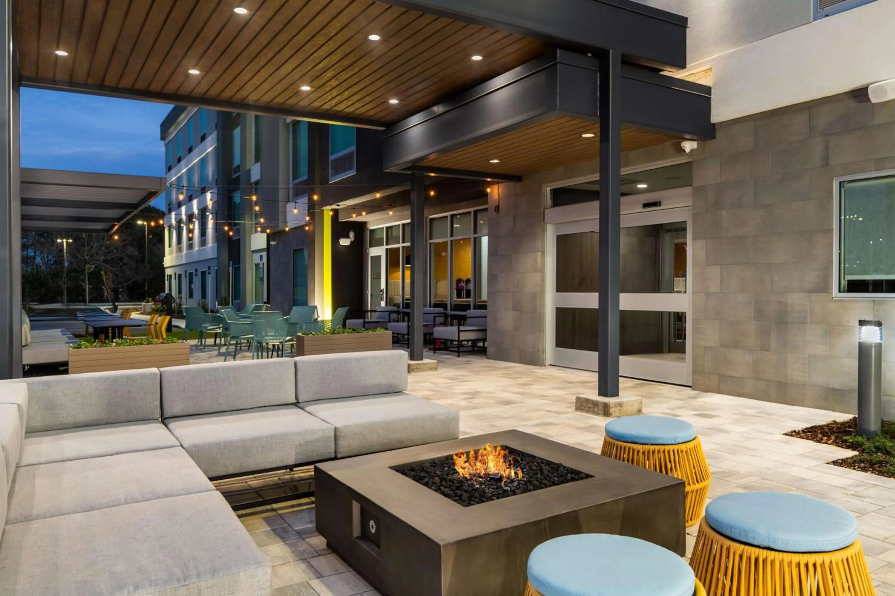 Patio in Home2 Suites By Hilton Troy, Al