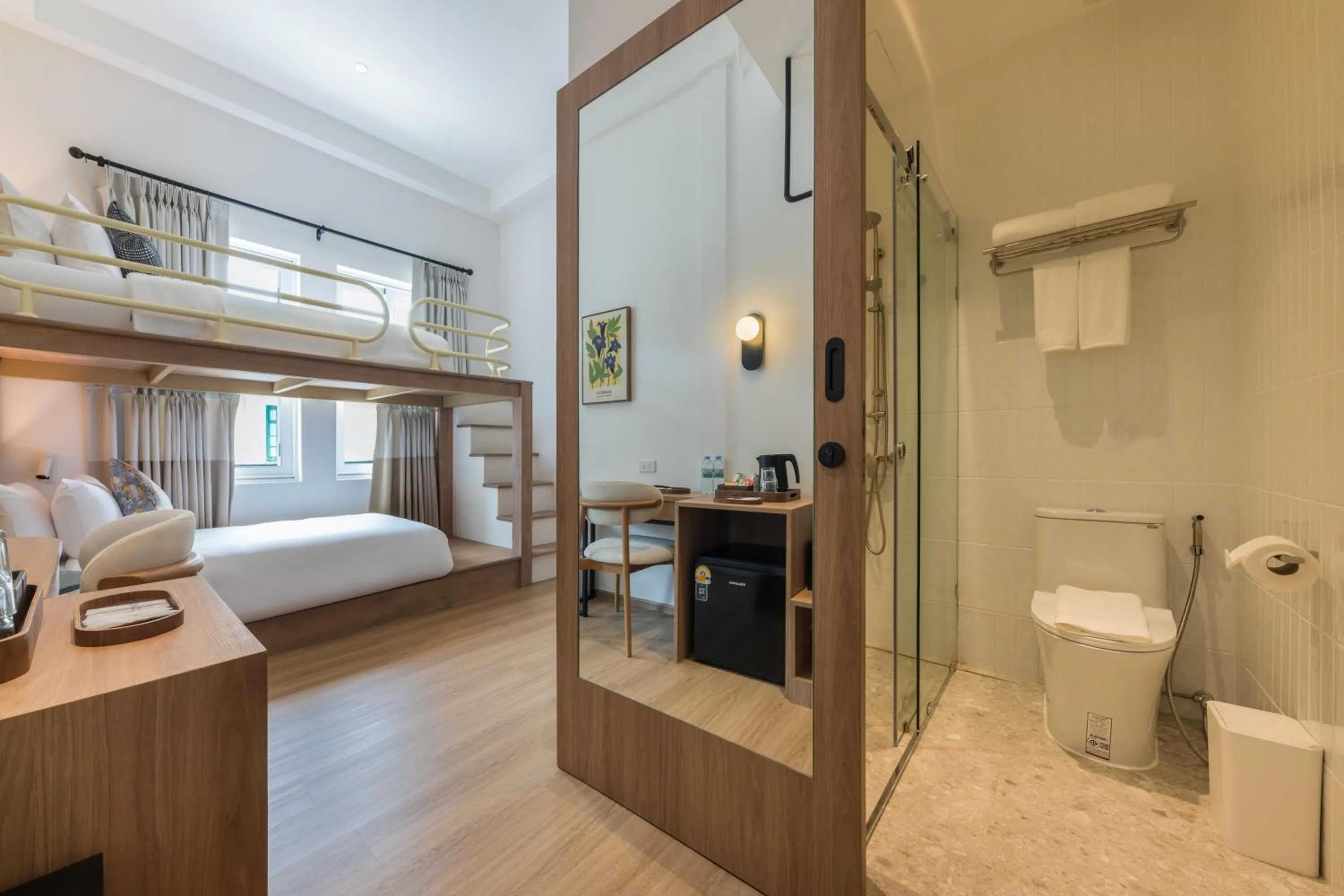 Toilet, Bed in Upstairs at Ton Ton