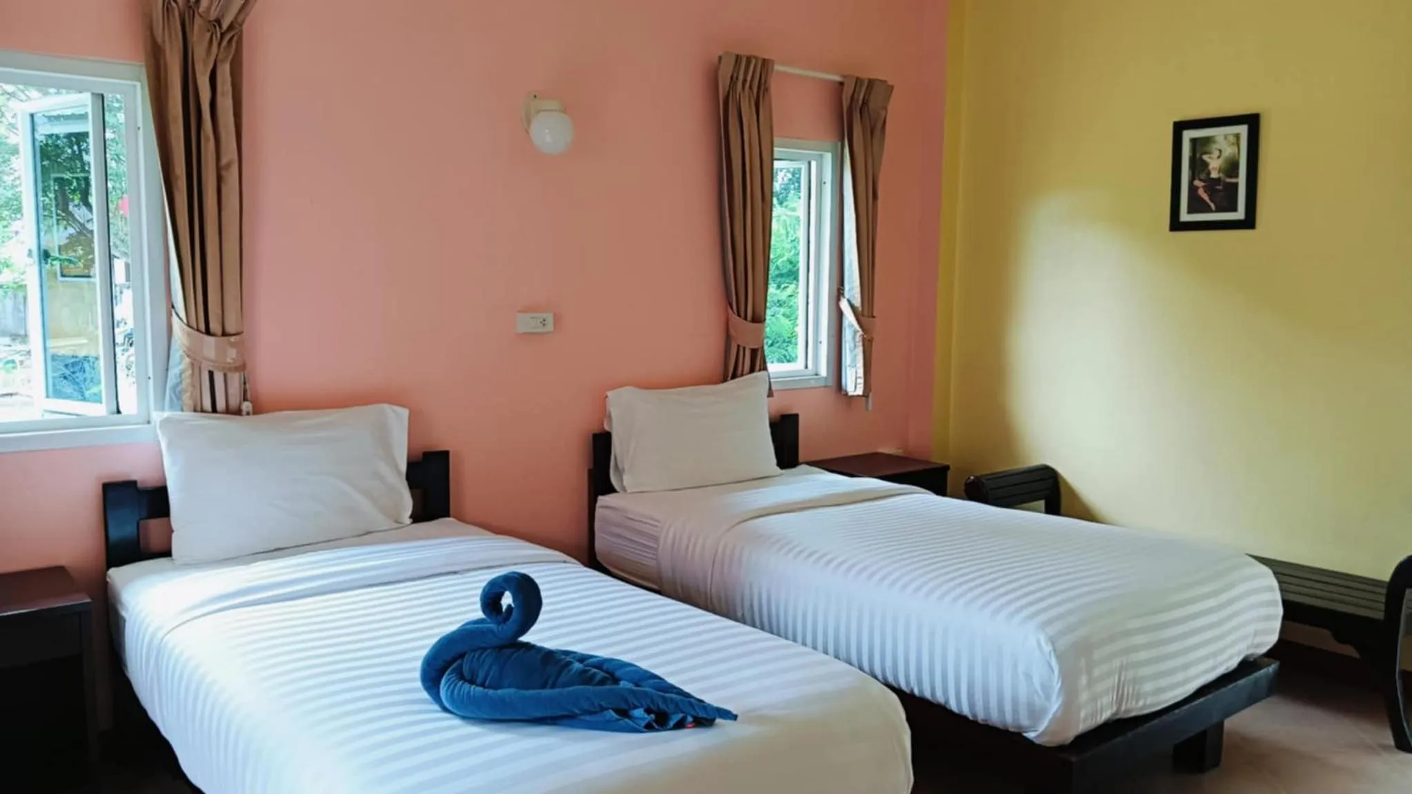 Bed in Boonya Resort Koh Chang