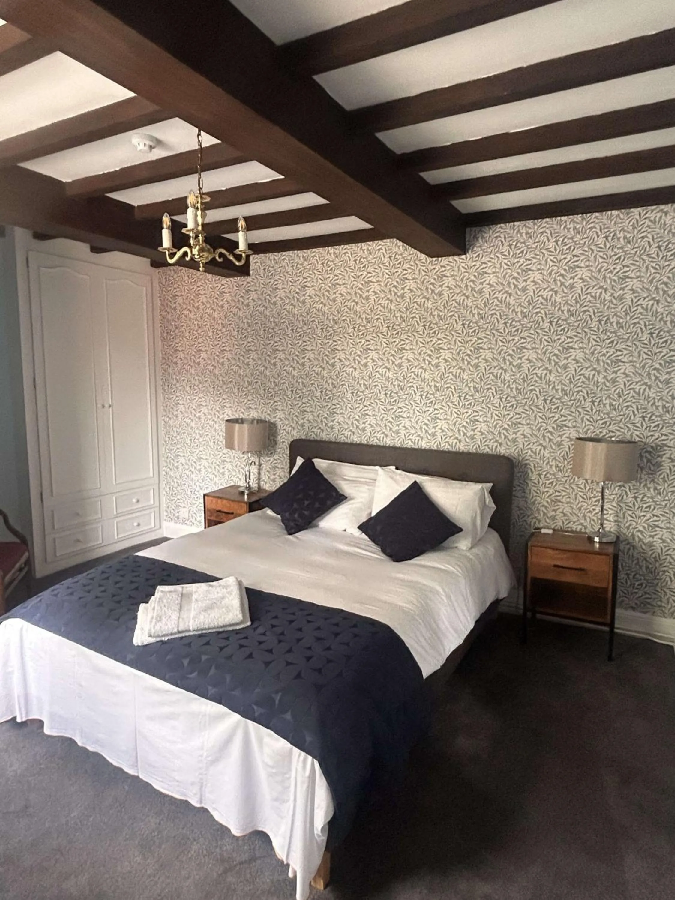 Bedroom, Bed in OYO Blenheim House