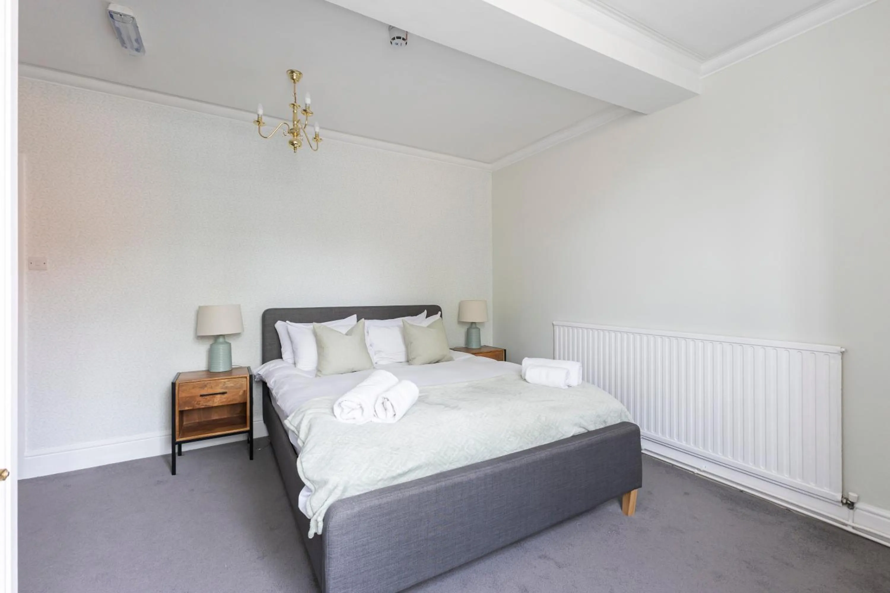 Bedroom, Bed in OYO Blenheim House