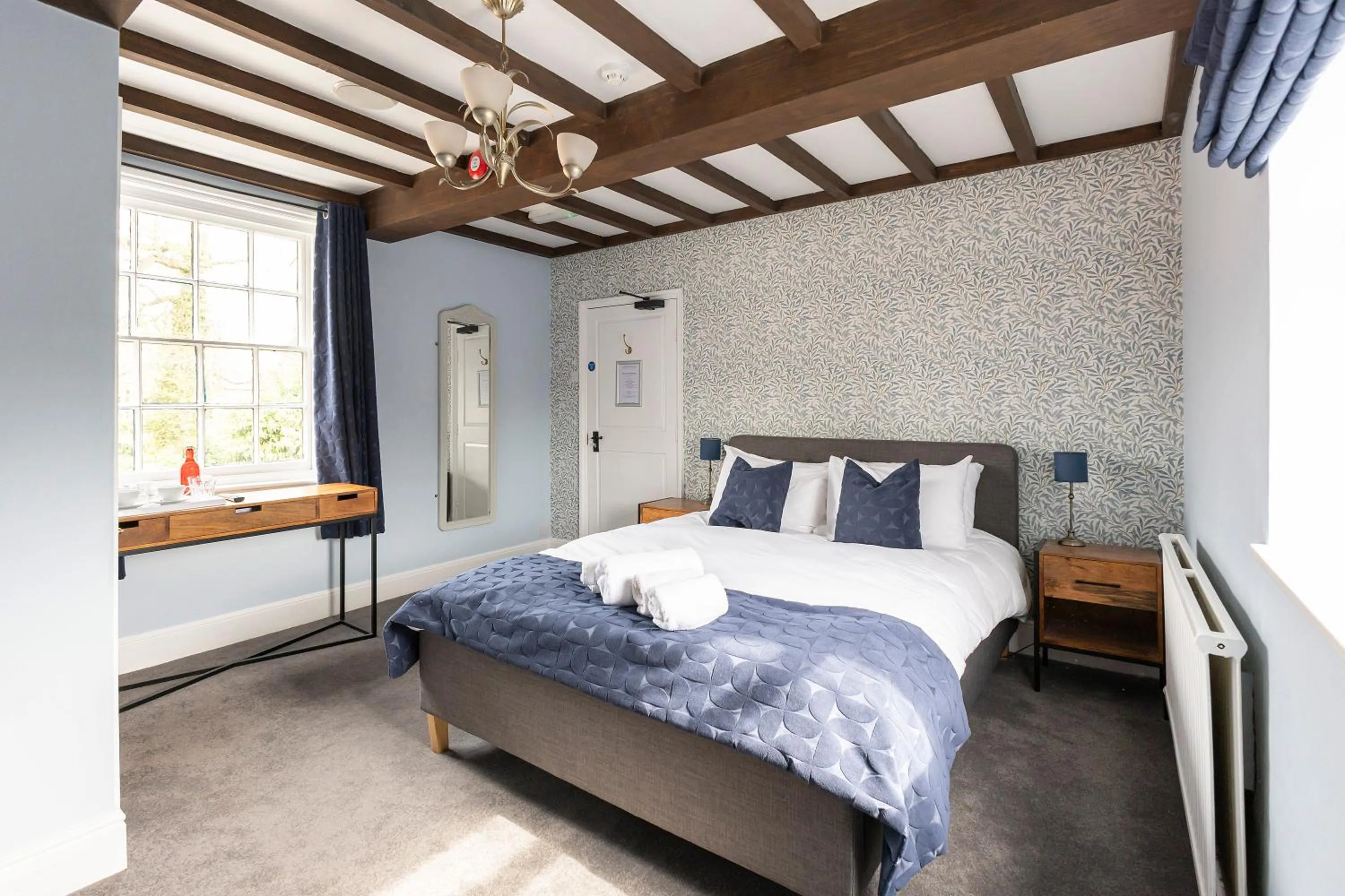 Bedroom, Bed in OYO Blenheim House