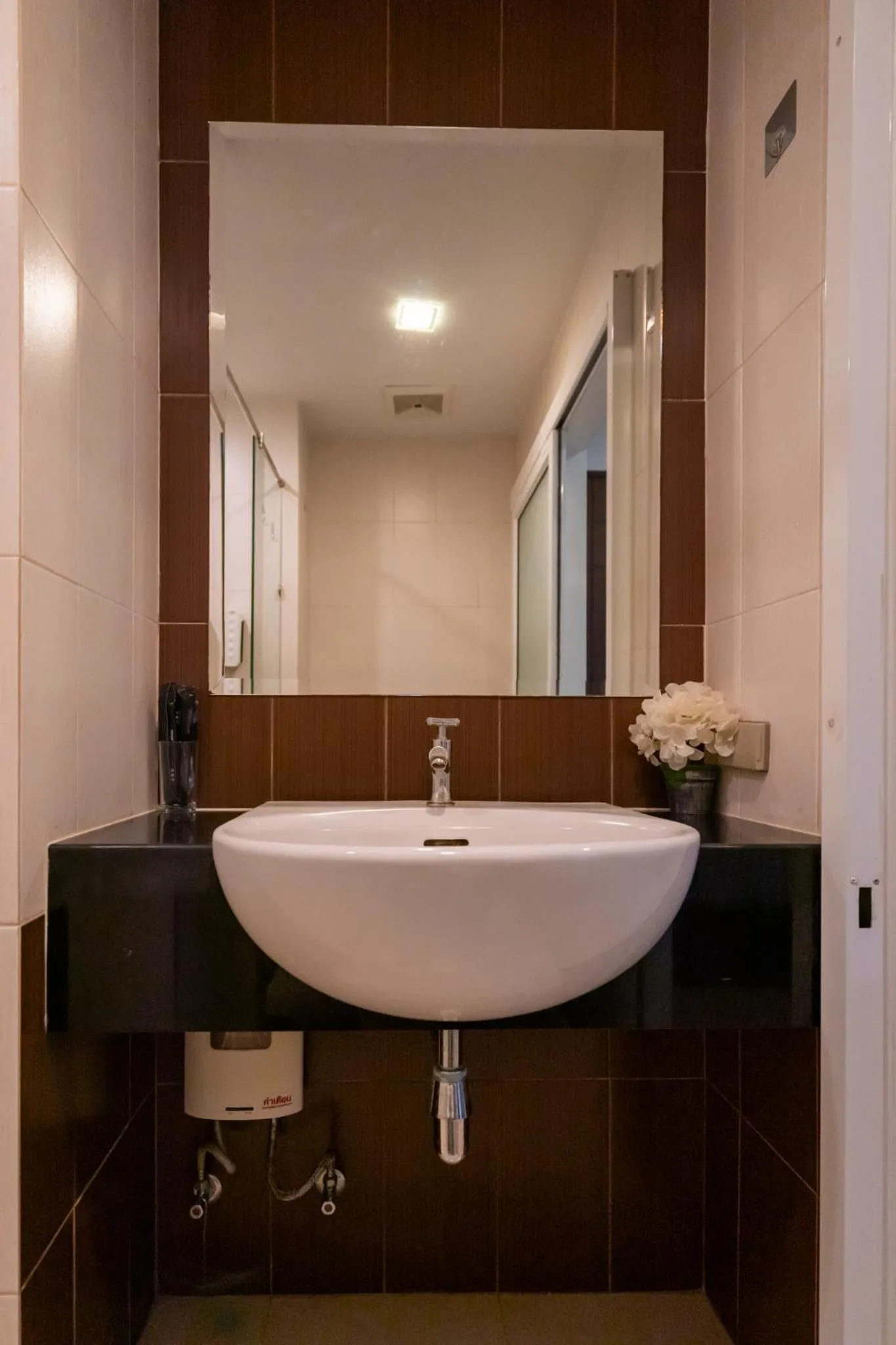 Bathroom in Golden Manora Hotel Bangtao Beach Phuket