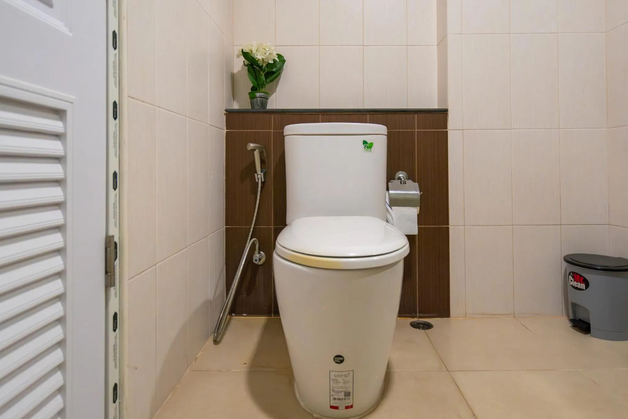 Toilet in Golden Manora Hotel Bangtao Beach Phuket