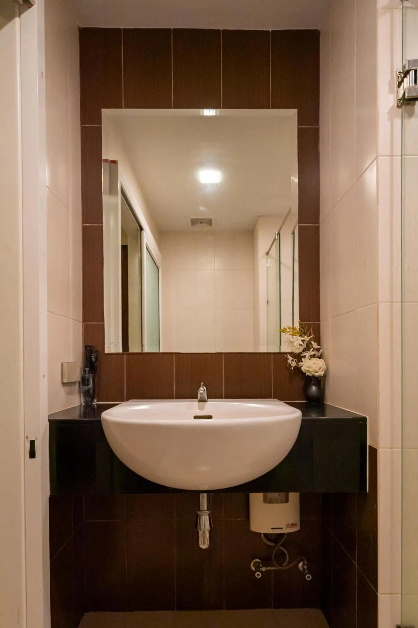 Bathroom in Golden Manora Hotel Bangtao Beach Phuket