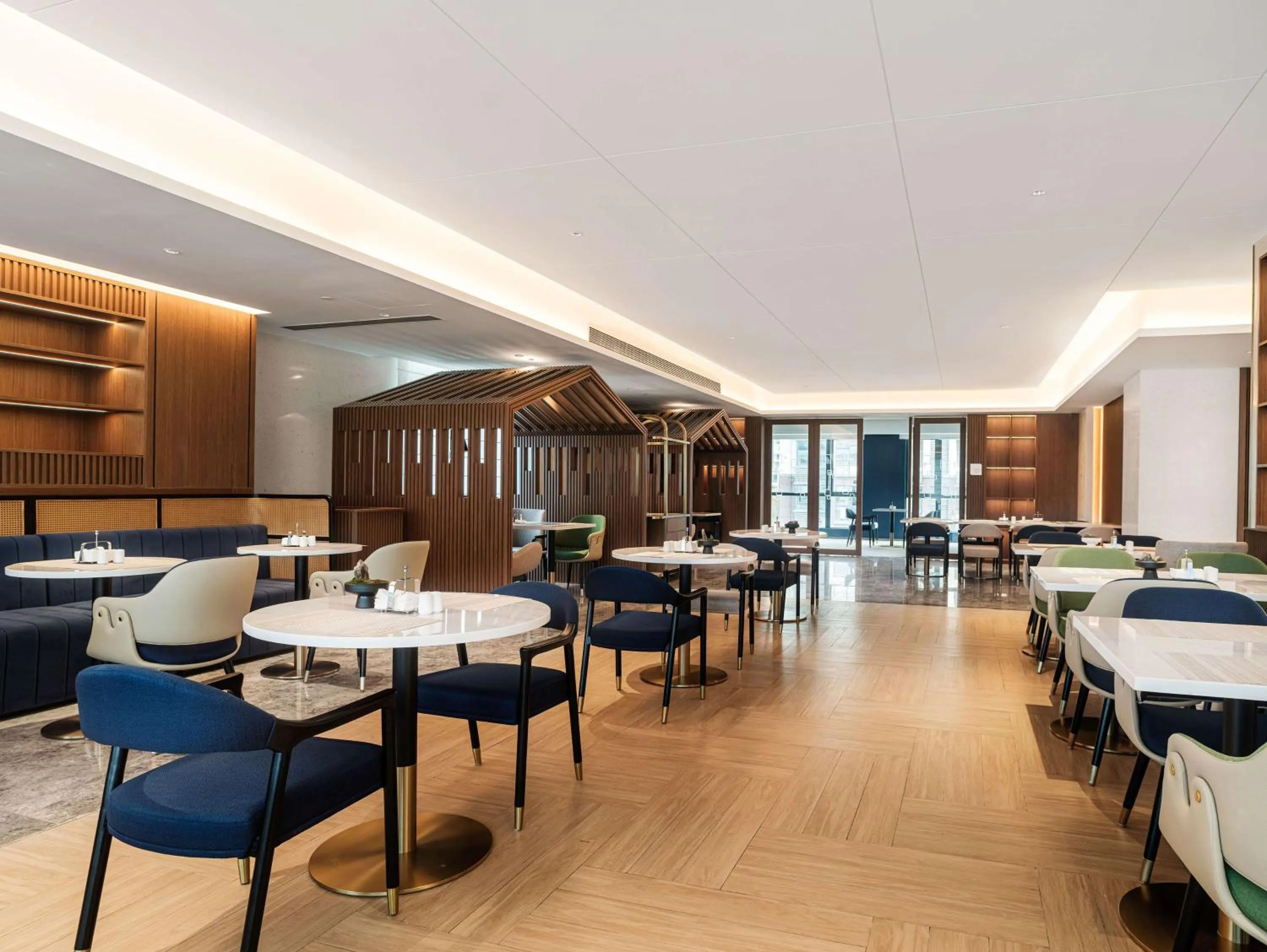 Restaurant/places to eat in Hilton Garden Inn Anqing Susong