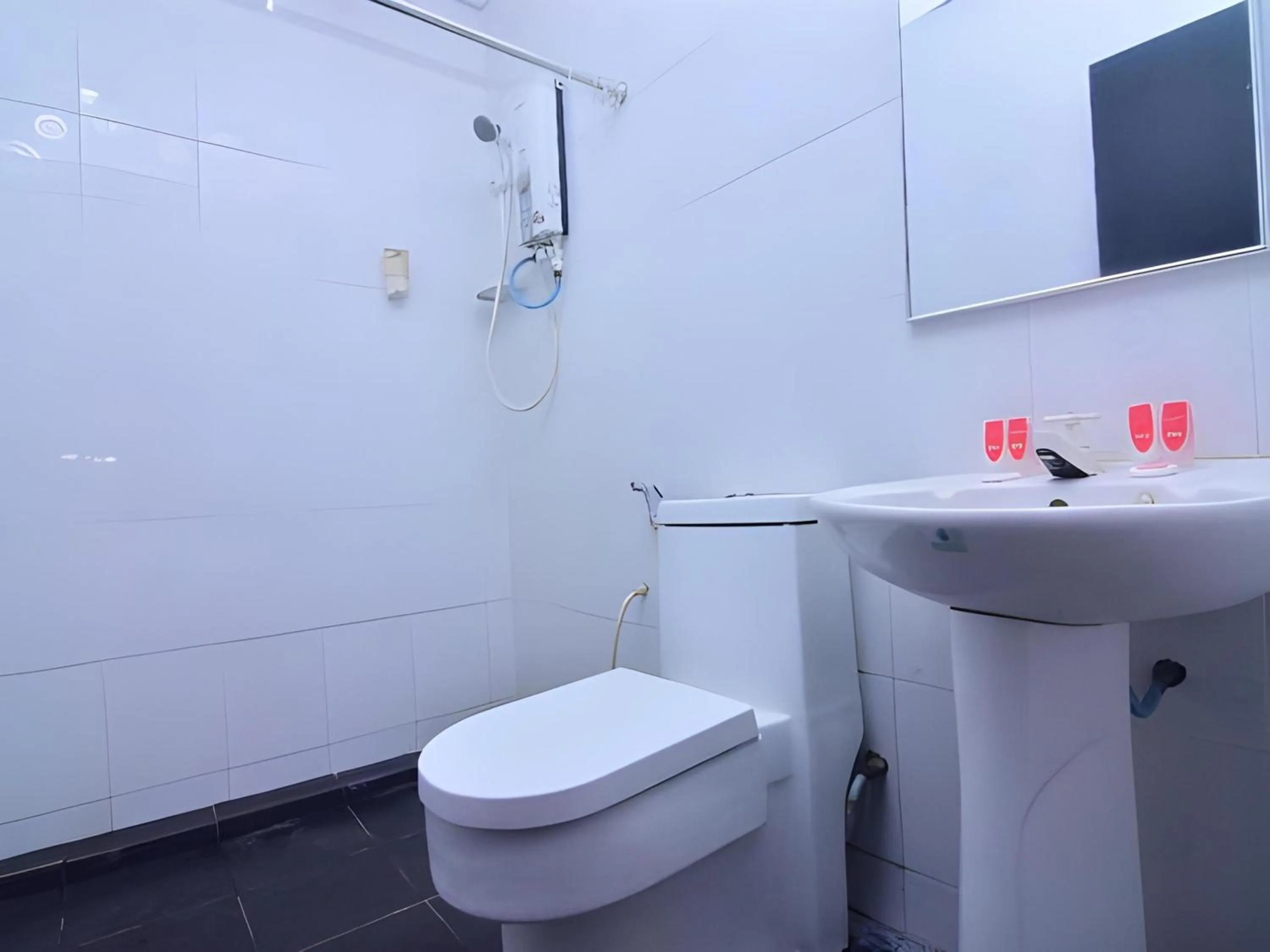 Bathroom in Hotel O Astana Hotel