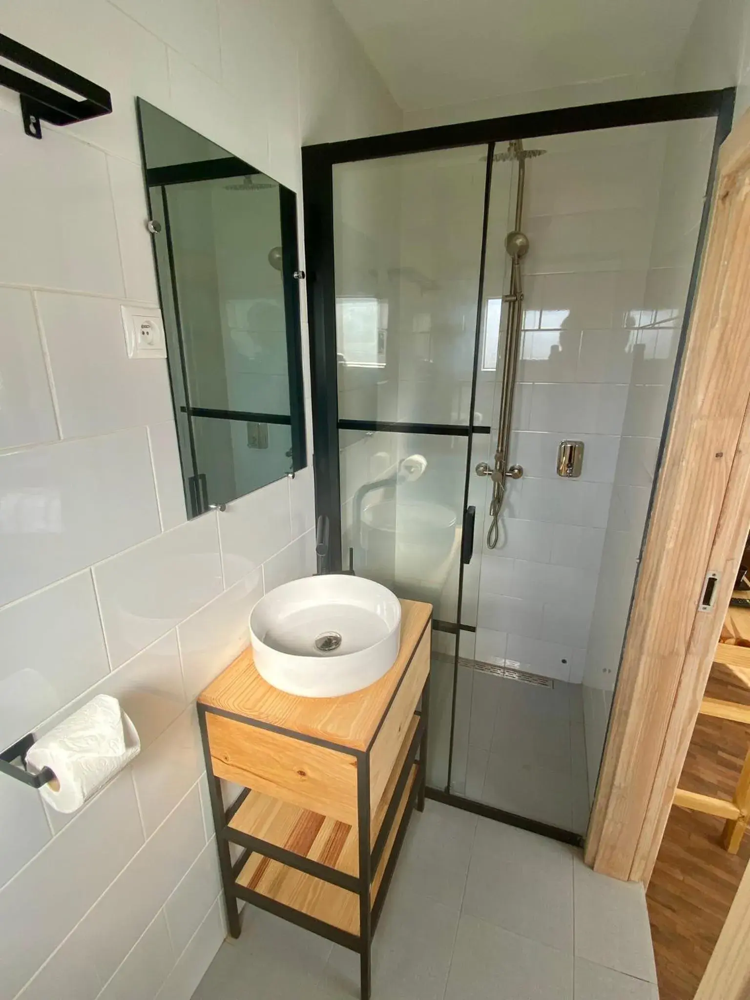 Twin Room - single occupancy in Hôtel ESCALE - Aéroport Ivato Twin Room - single occupancy in Hôtel ESCALE - Aéroport Ivato