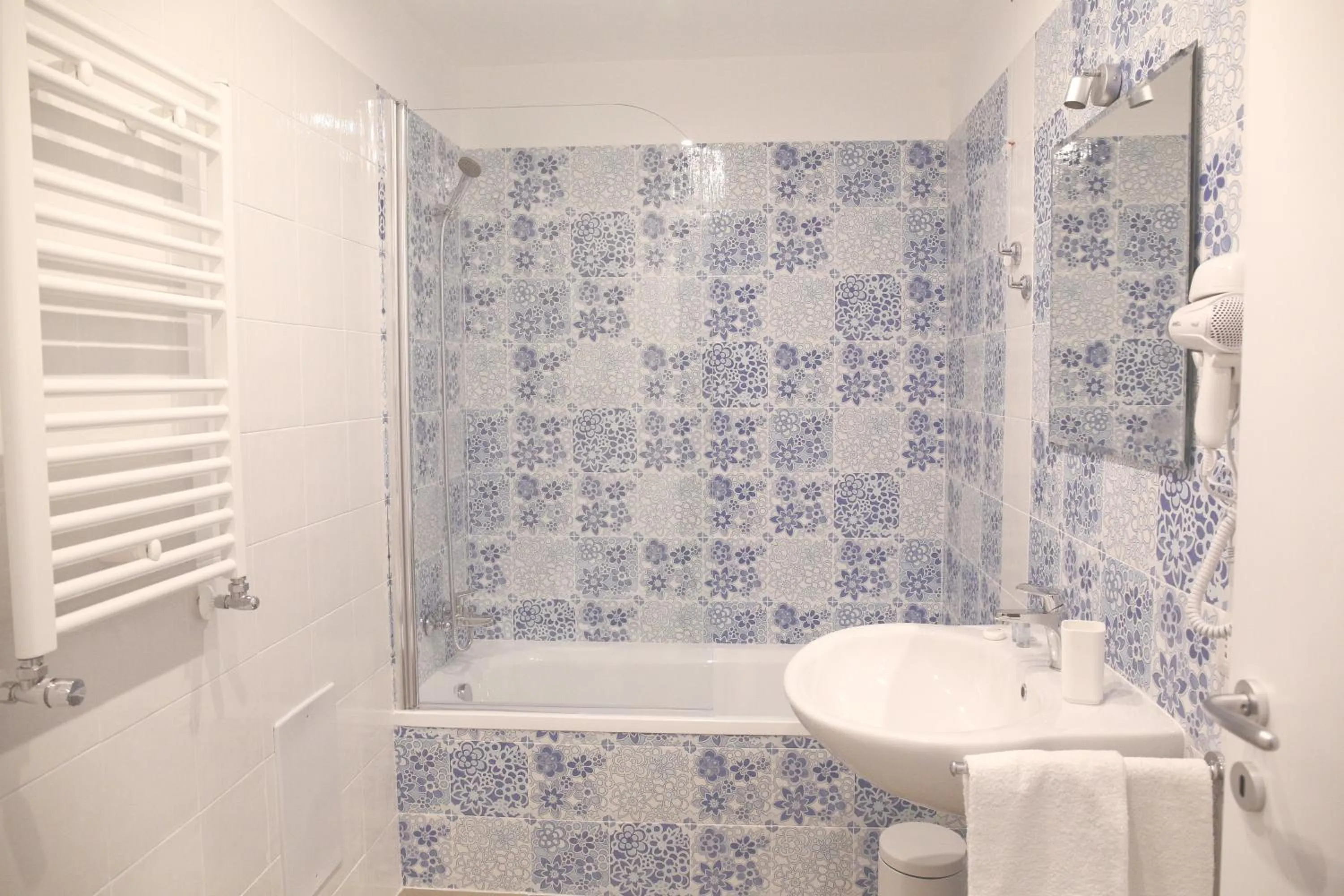 Bathroom in La Baia Di Partenope