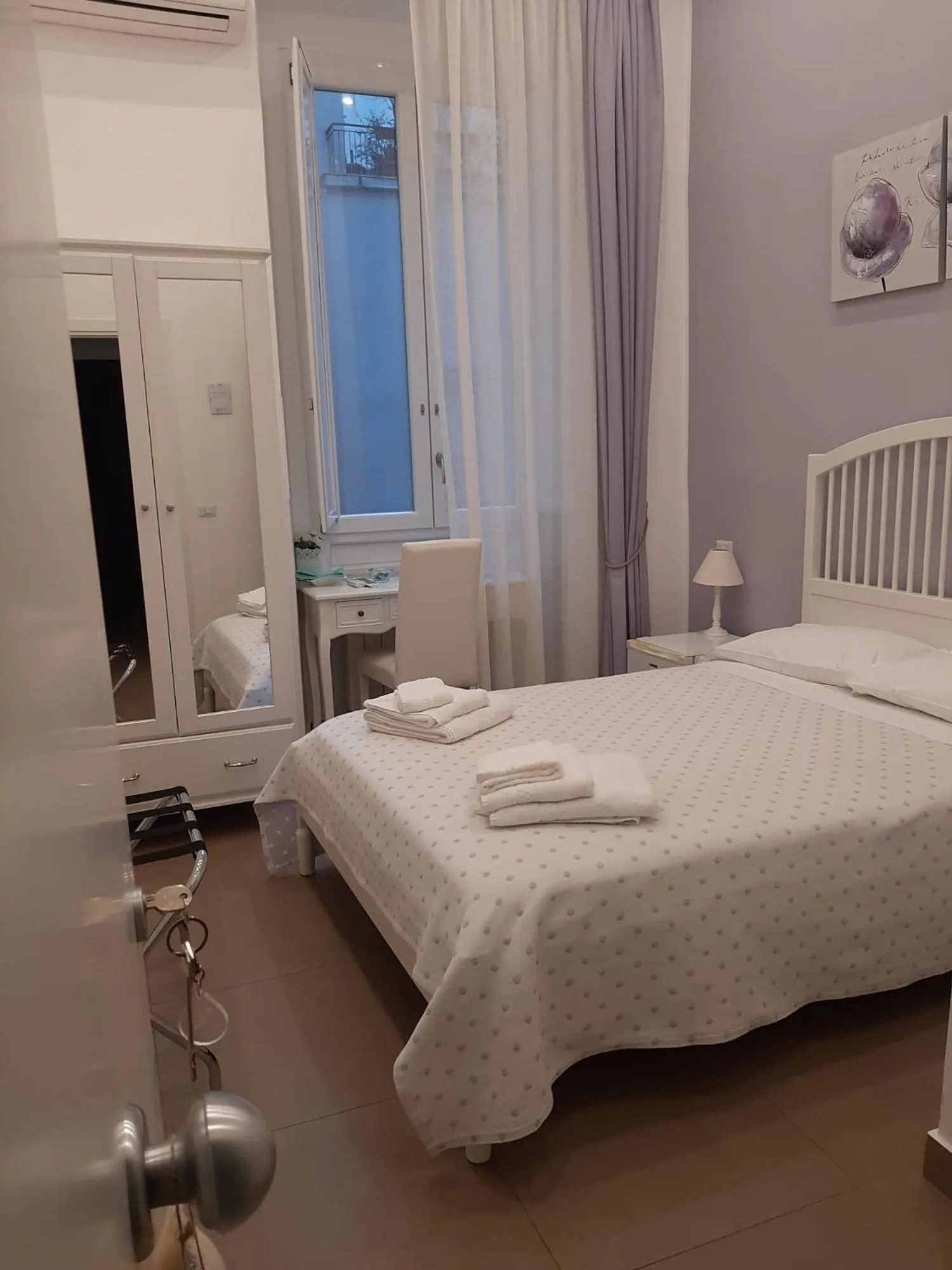 Bedroom, Bed in La Baia Di Partenope