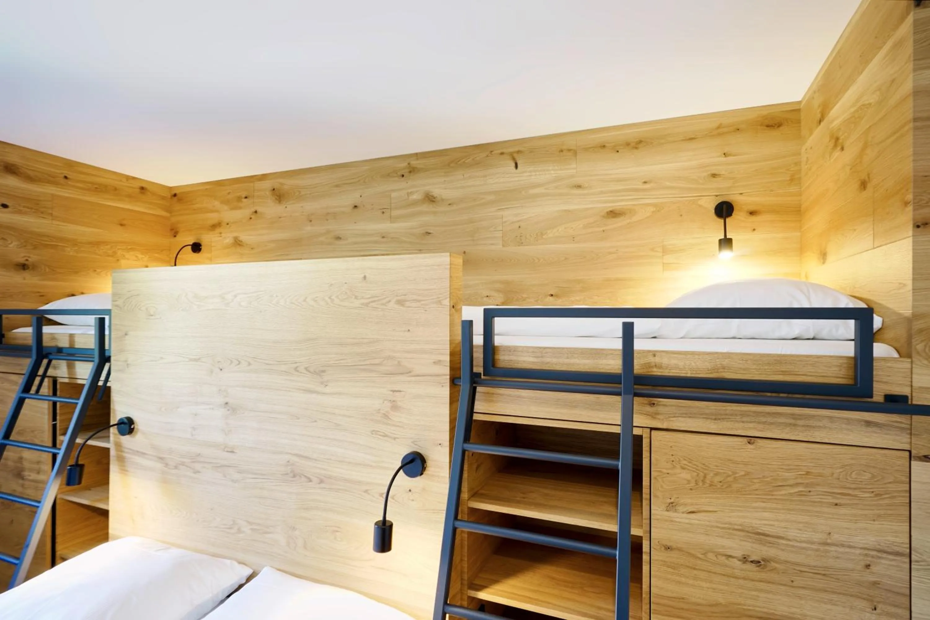 Bed in Gasthof Neuwirt Unterföhring