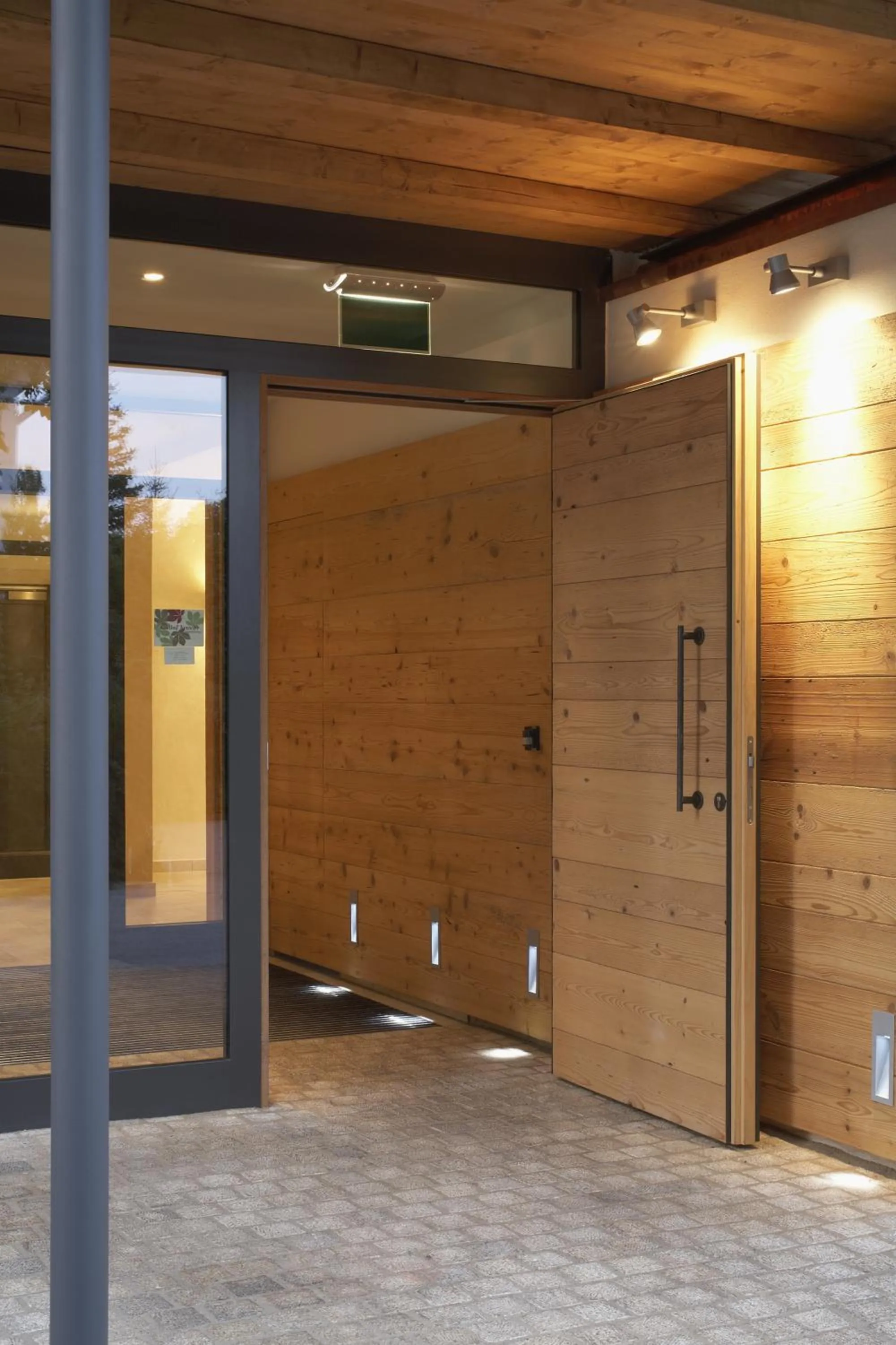 Facade/entrance in Gasthof Neuwirt Unterföhring