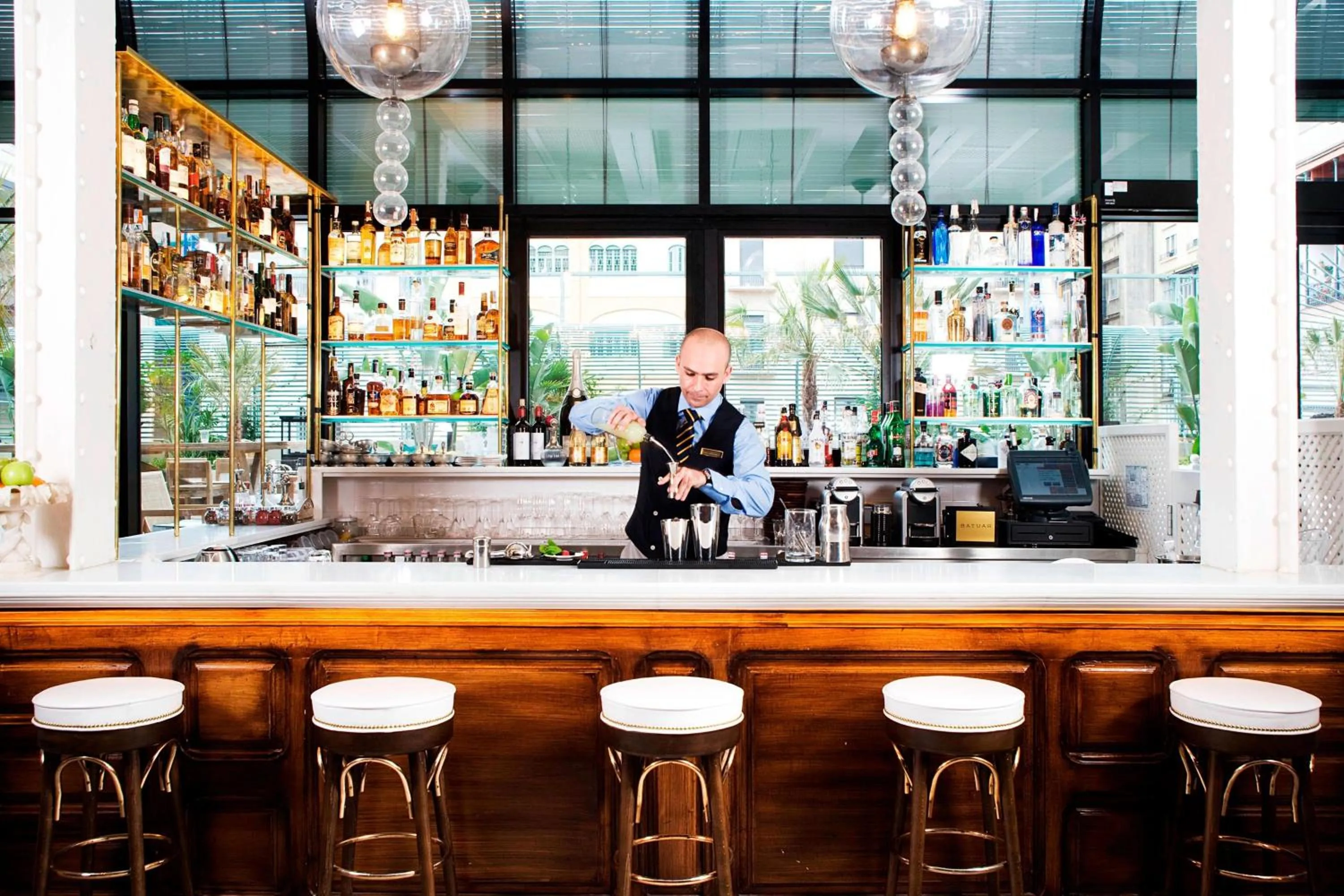 Lounge or bar in Cotton House Hotel, Autograph Collection