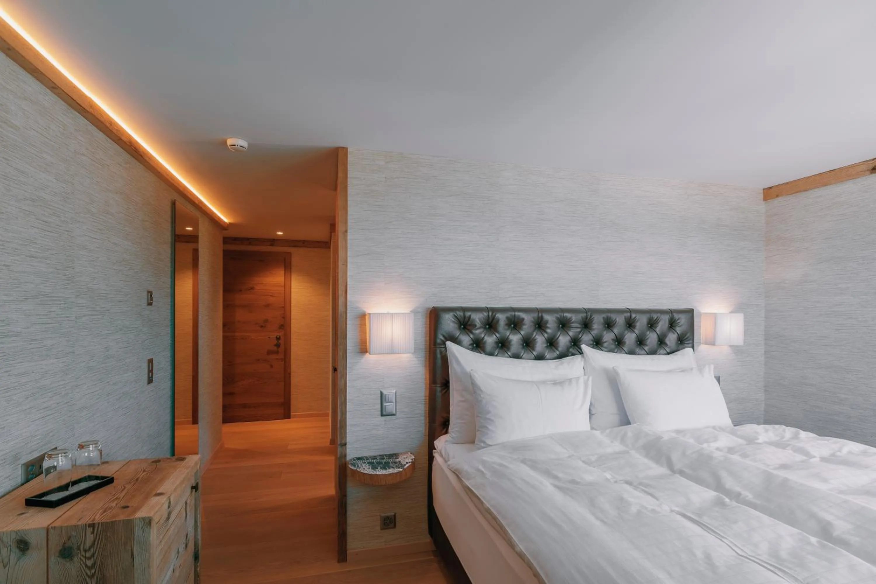 Photo of the whole room, Bed in Caschu Alp Boutique Design Hotel Stoos - adults only
