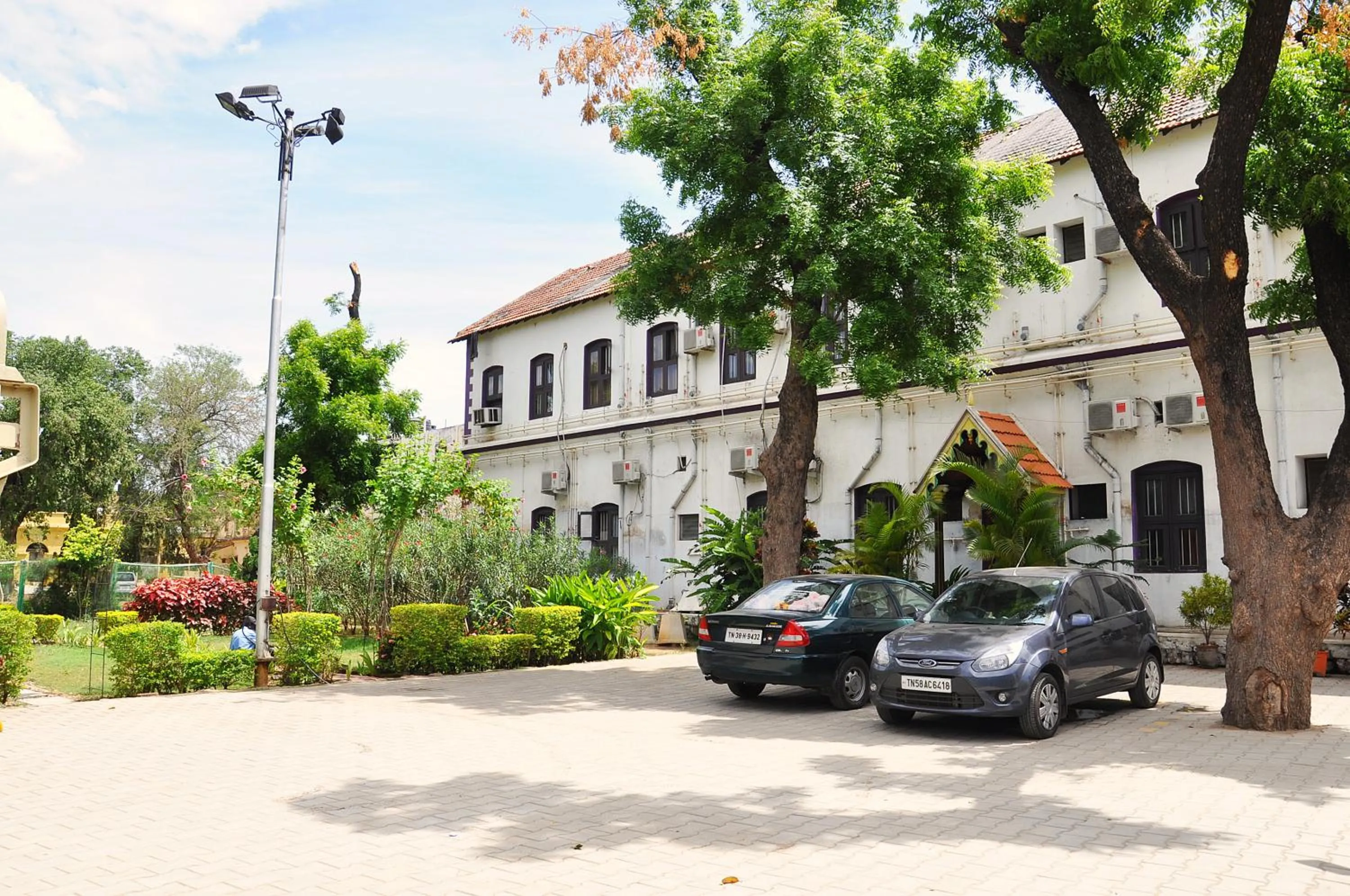 Sri ArulMuthu Residency