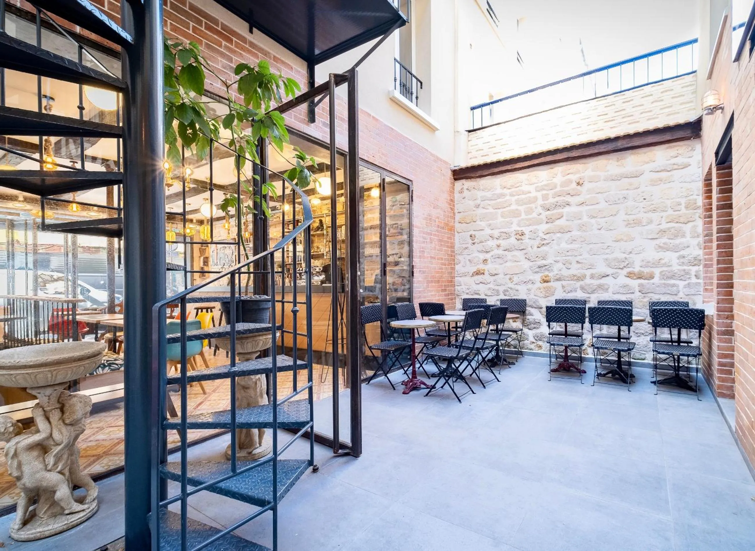 Balcony/Terrace in FRATERNiTY-HOTEL