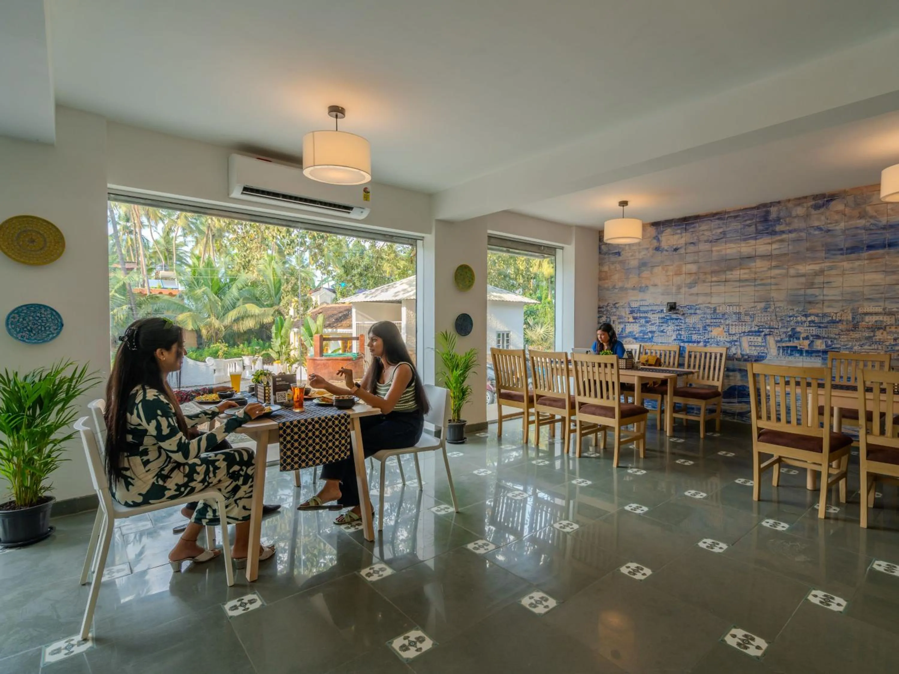 Restaurant/places to eat in The Hosteller Goa, Old Goa