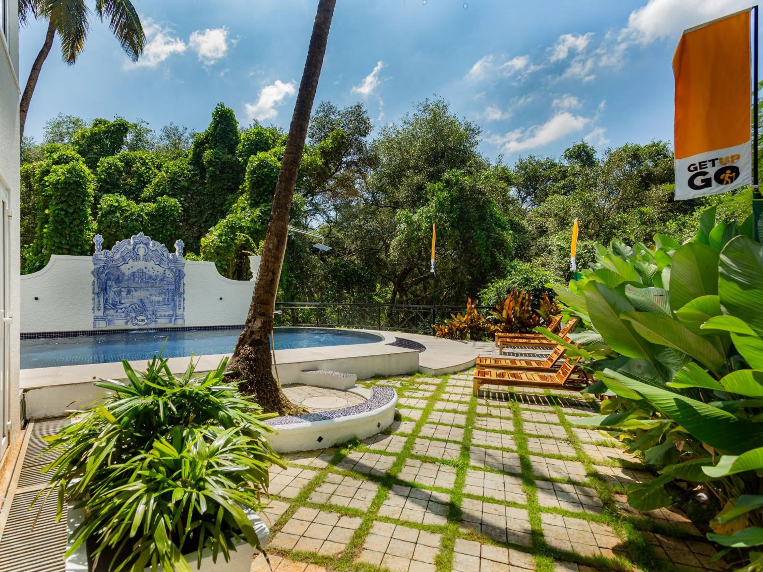 Day in The Hosteller Goa, Old Goa