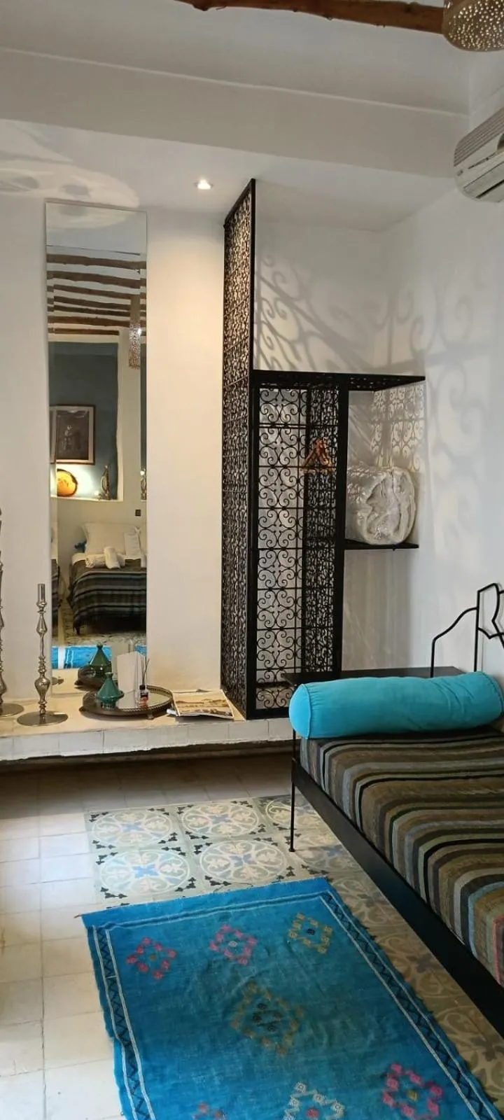 Photo of the whole room in Riad Nafora
