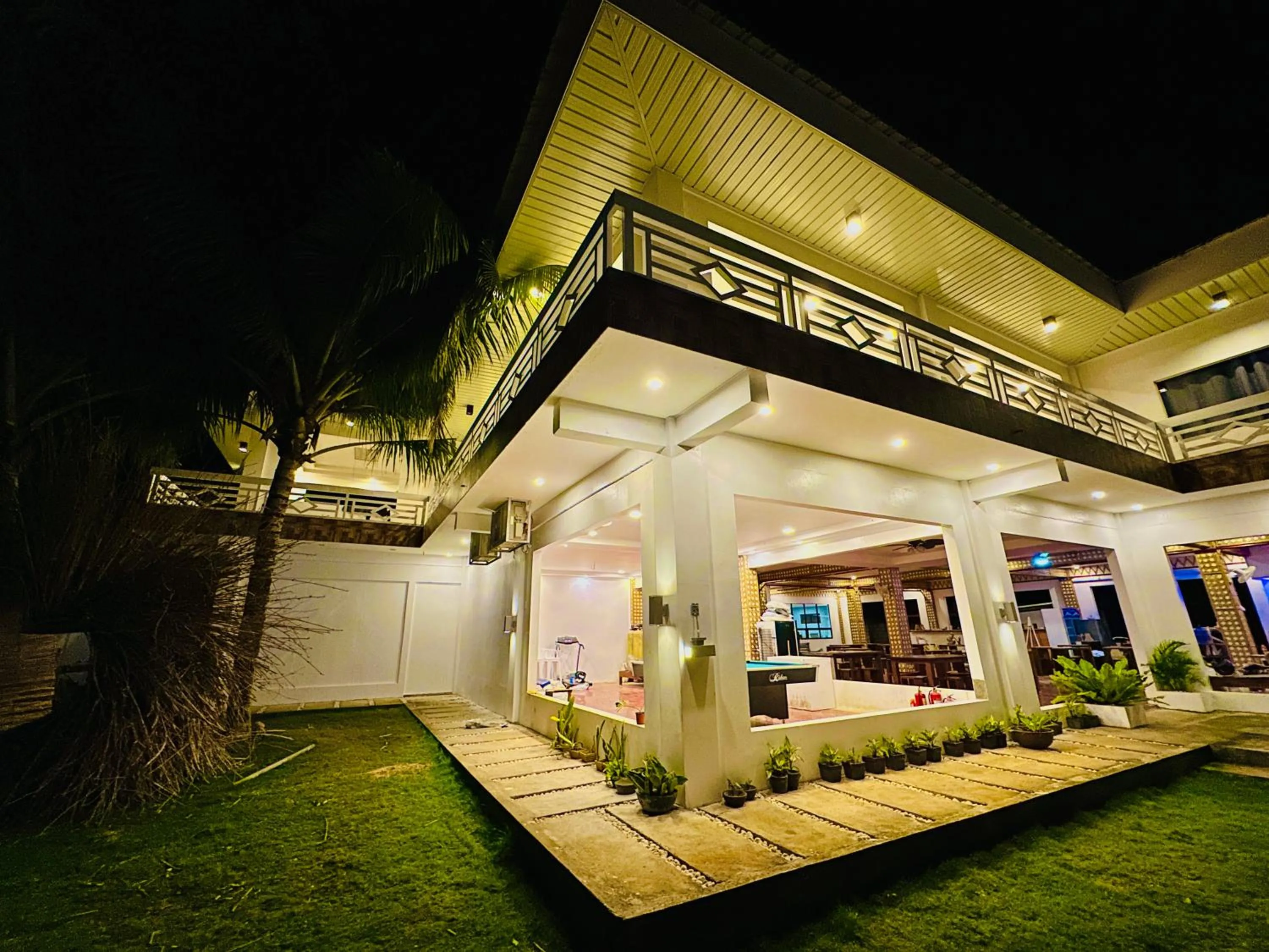 On Board Lifestyle Resort FREE MOTORBIKE