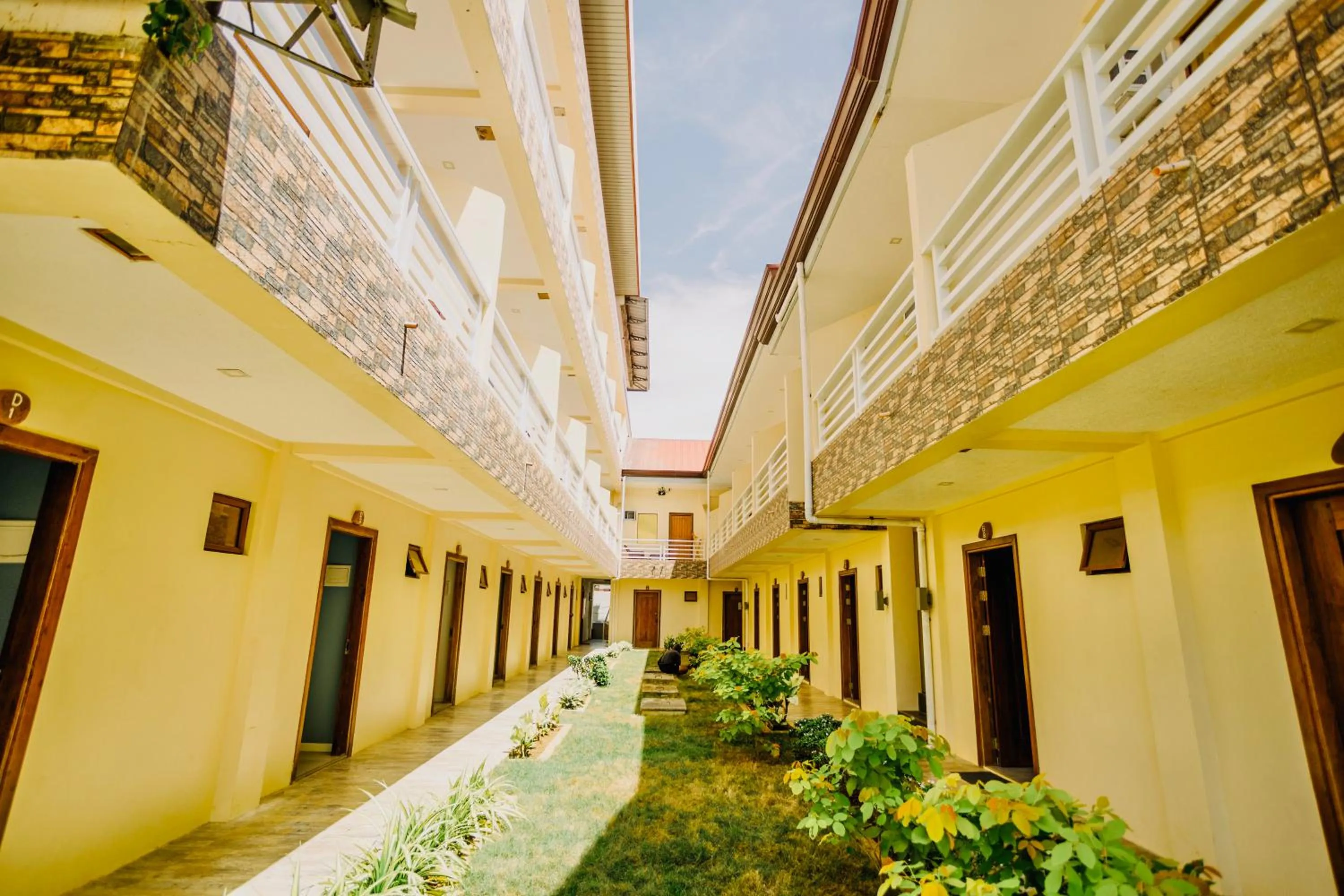 On Board Lifestyle Resort FREE MOTORBIKE