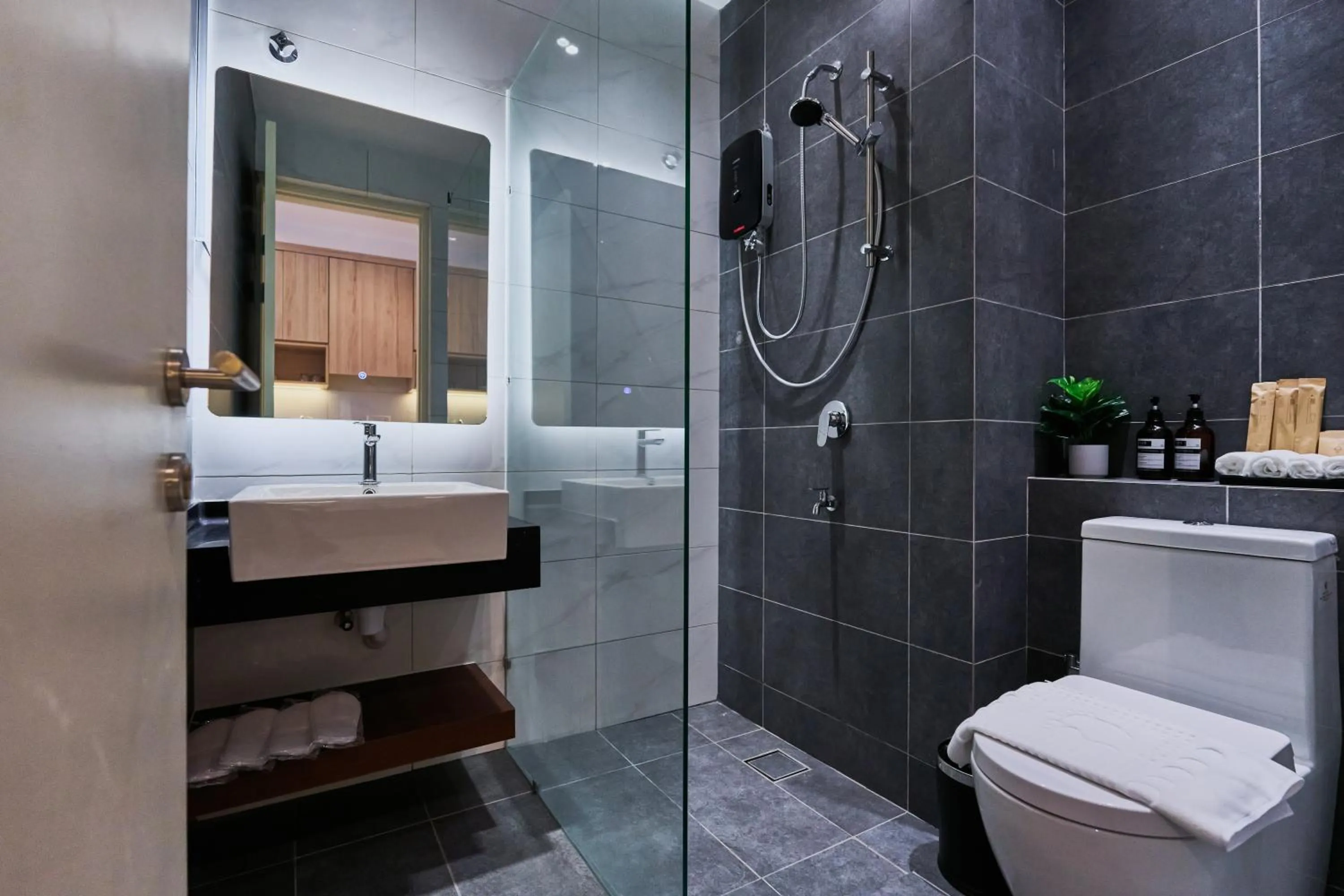 Bathroom in The SIGAR Hotel at Sutera Bay