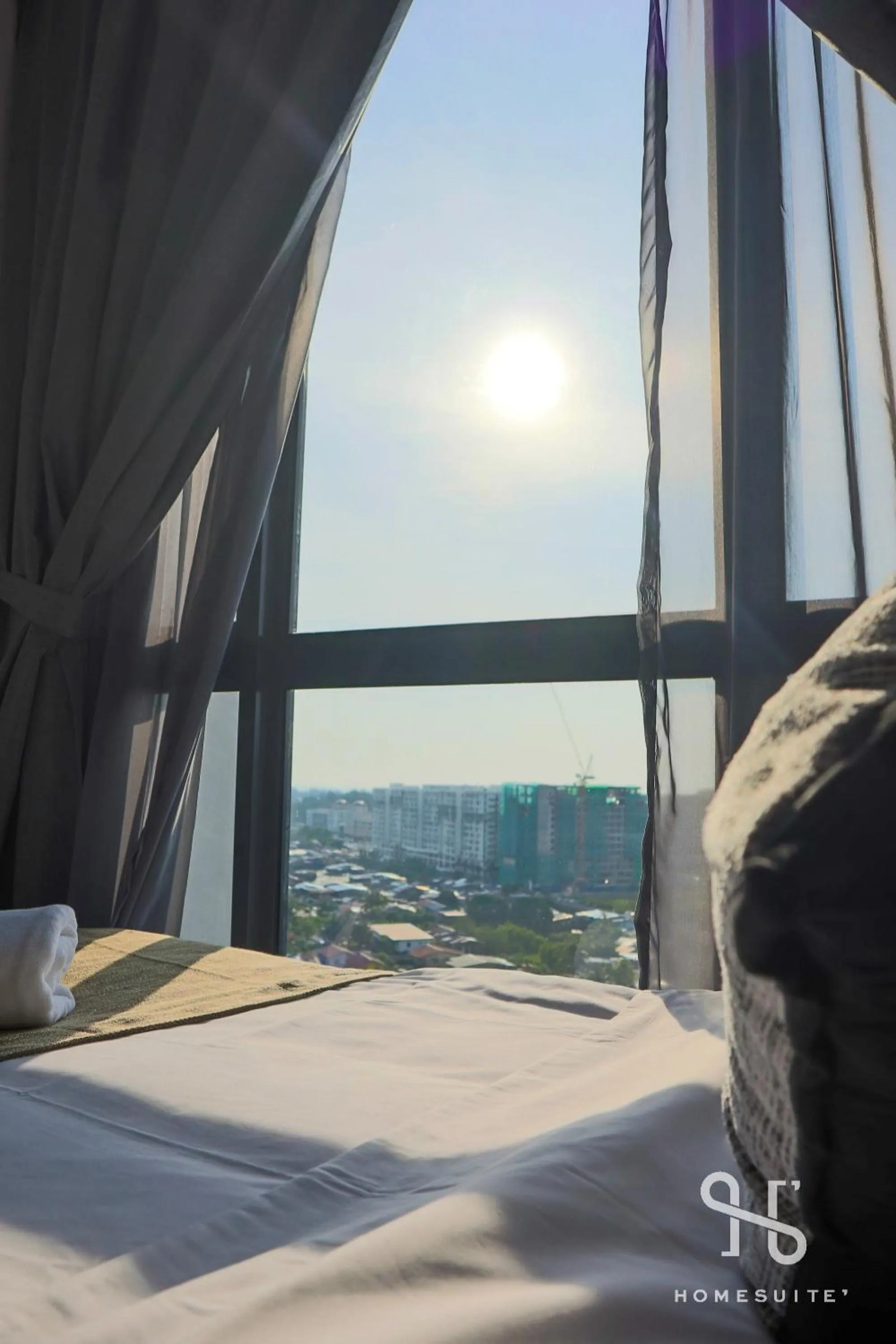 View (from property/room), Bed in The SIGAR Hotel at Sutera Bay