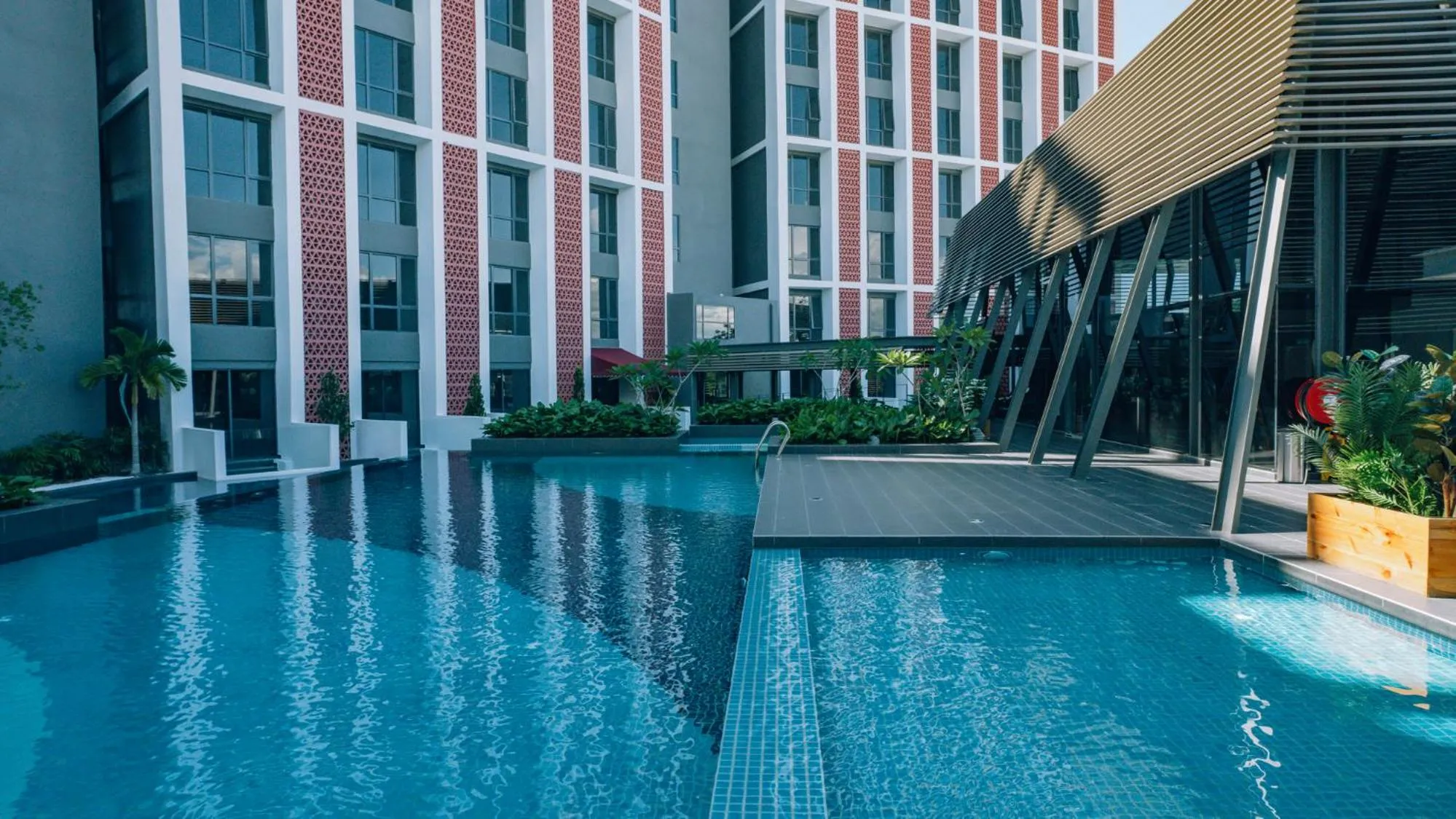 Swimming pool in The SIGAR Hotel at Sutera Bay
