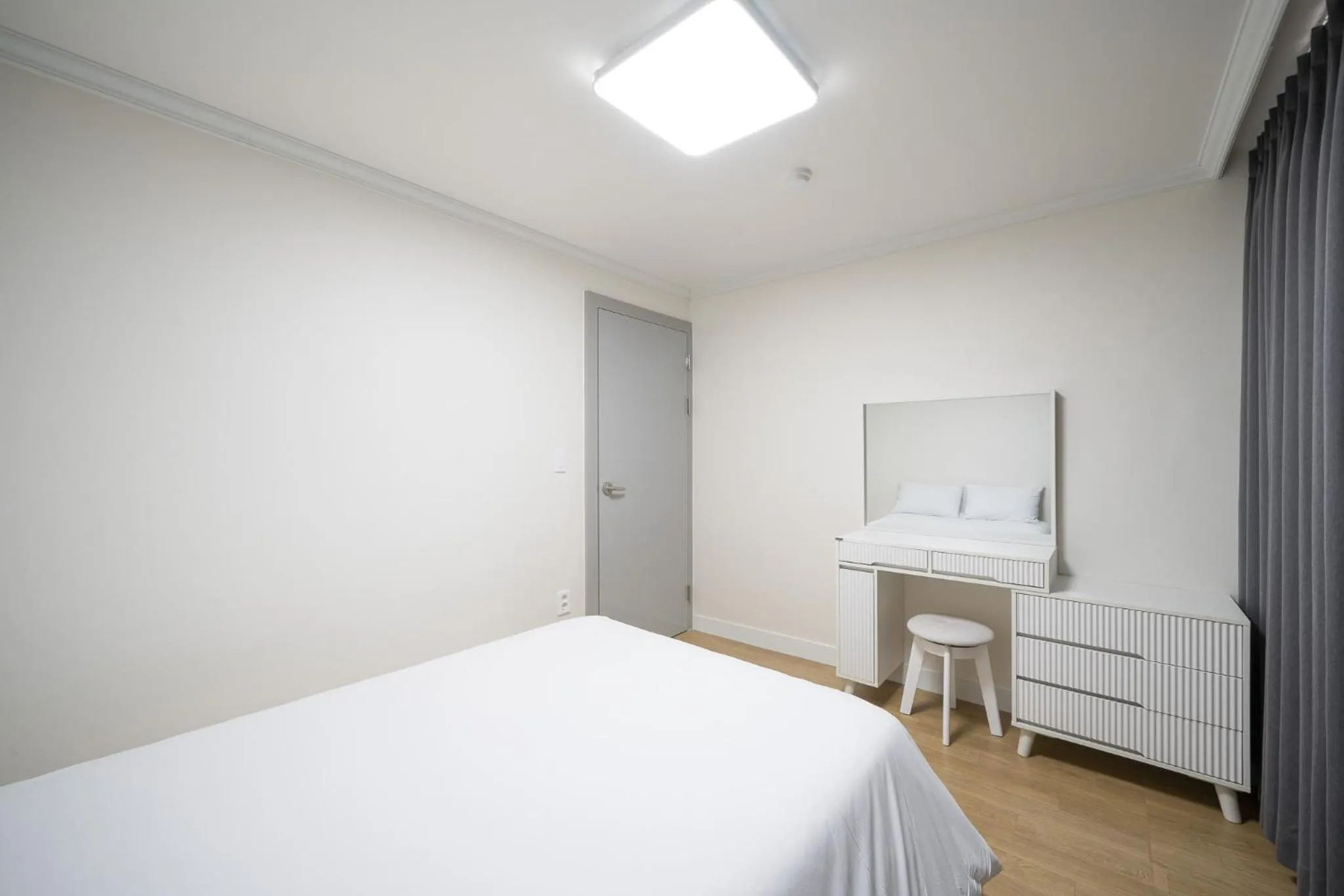 Bed in Elegance hotel hwangridan