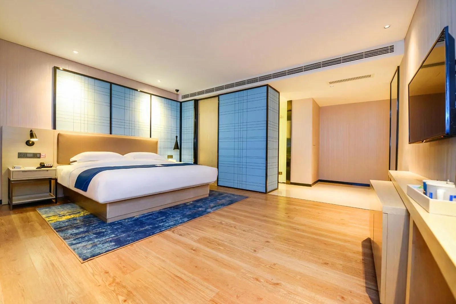 Photo of the whole room, Bed in Echarm Hotel Chongqing Dadukou Commercial Center Xinshancun Metro Station Branch