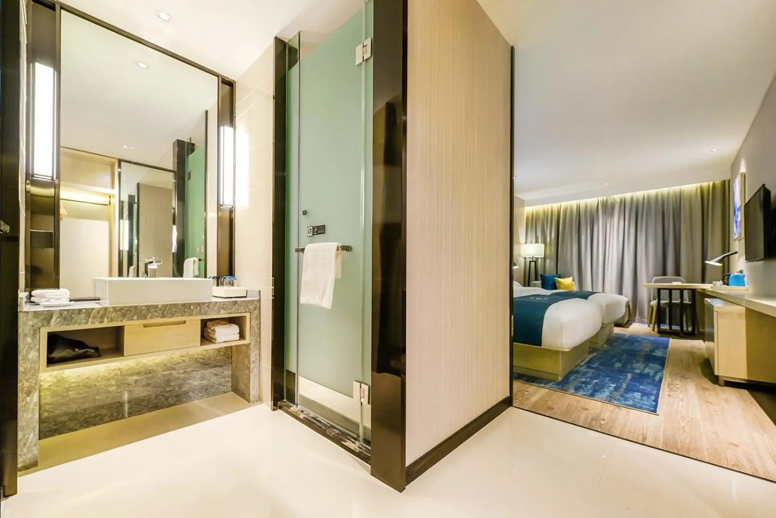 Bedroom, Bed in Echarm Hotel Chongqing Dadukou Commercial Center Xinshancun Metro Station Branch