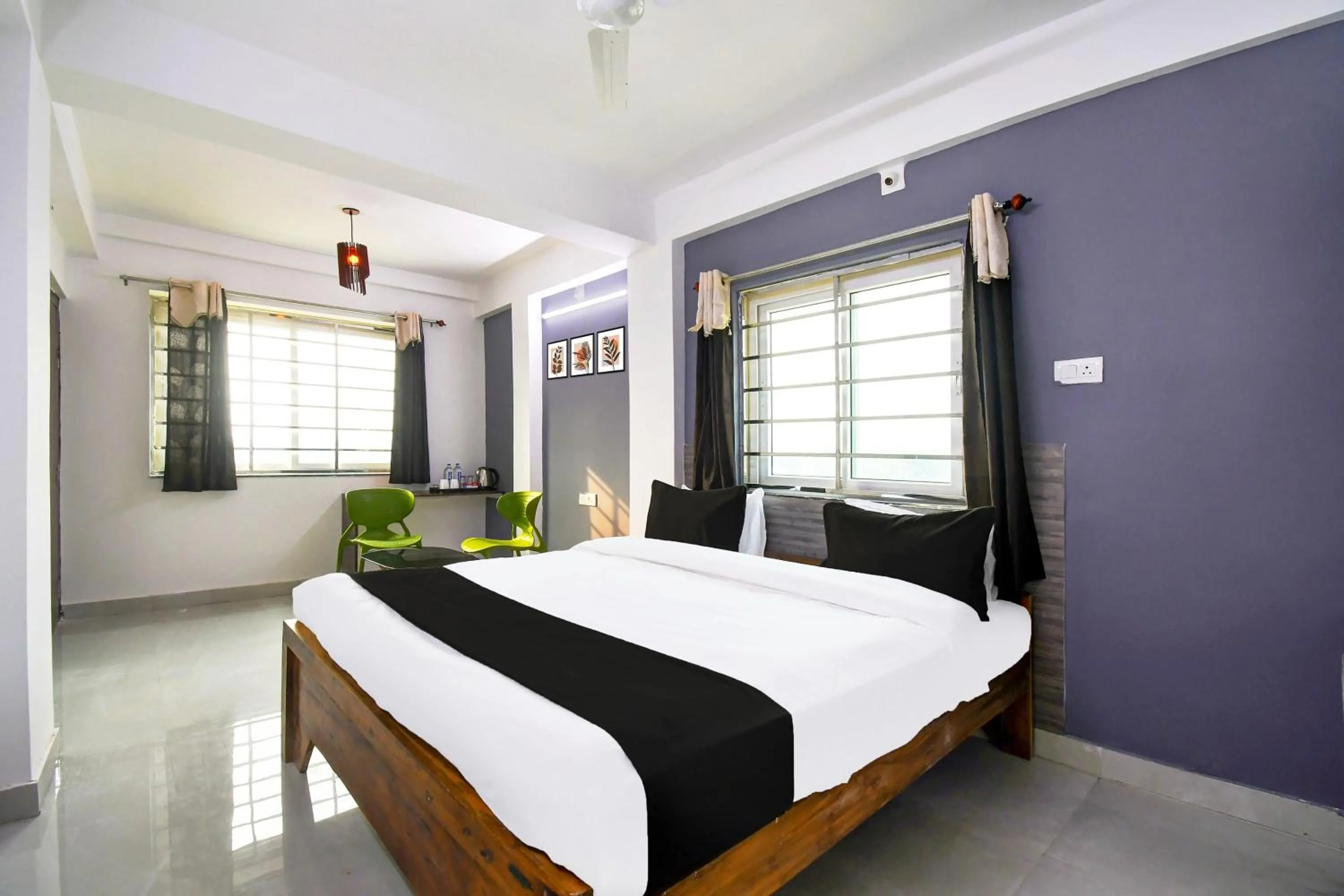 Hotel O Kalyani Golden Key