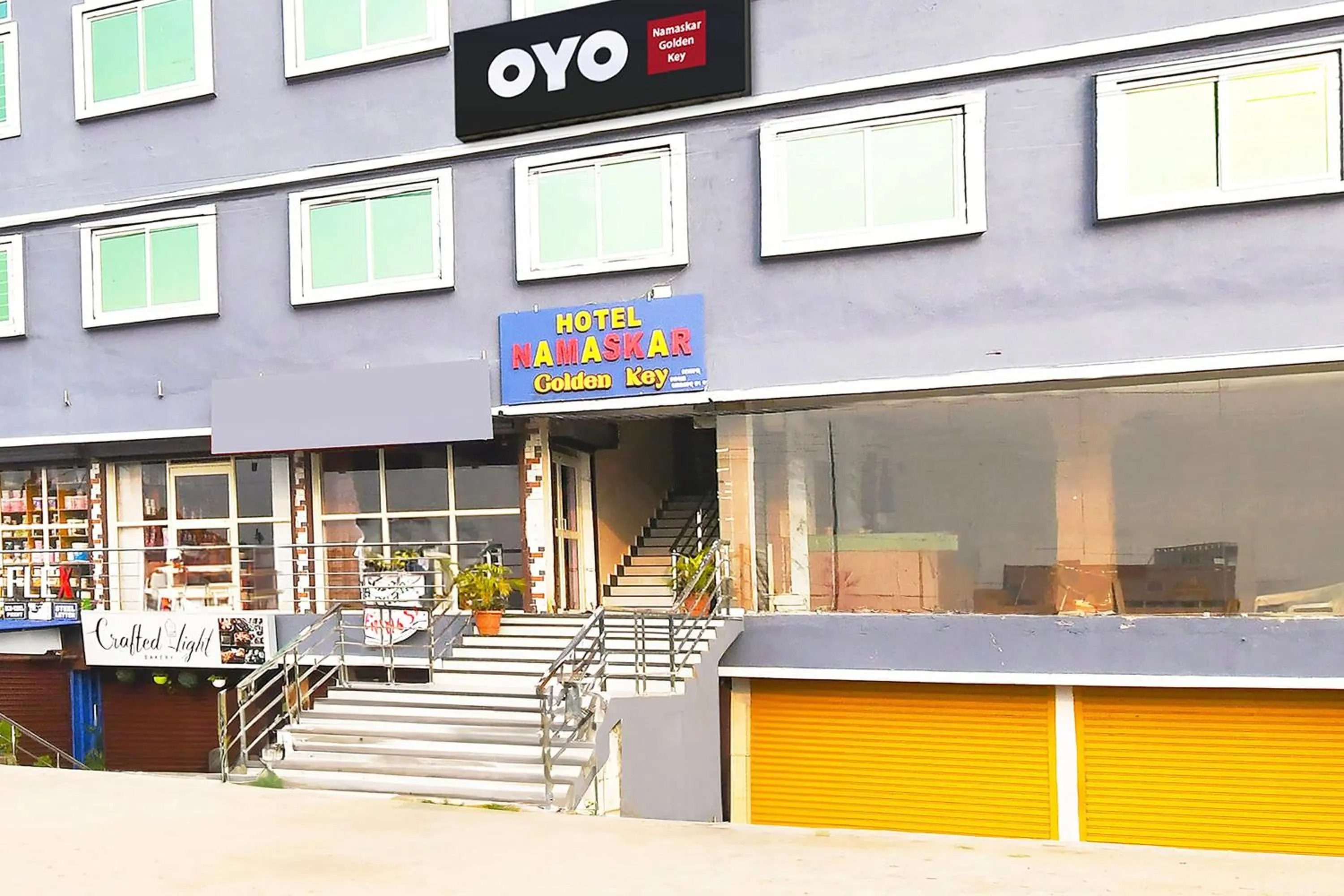 Hotel O Kalyani Golden Key