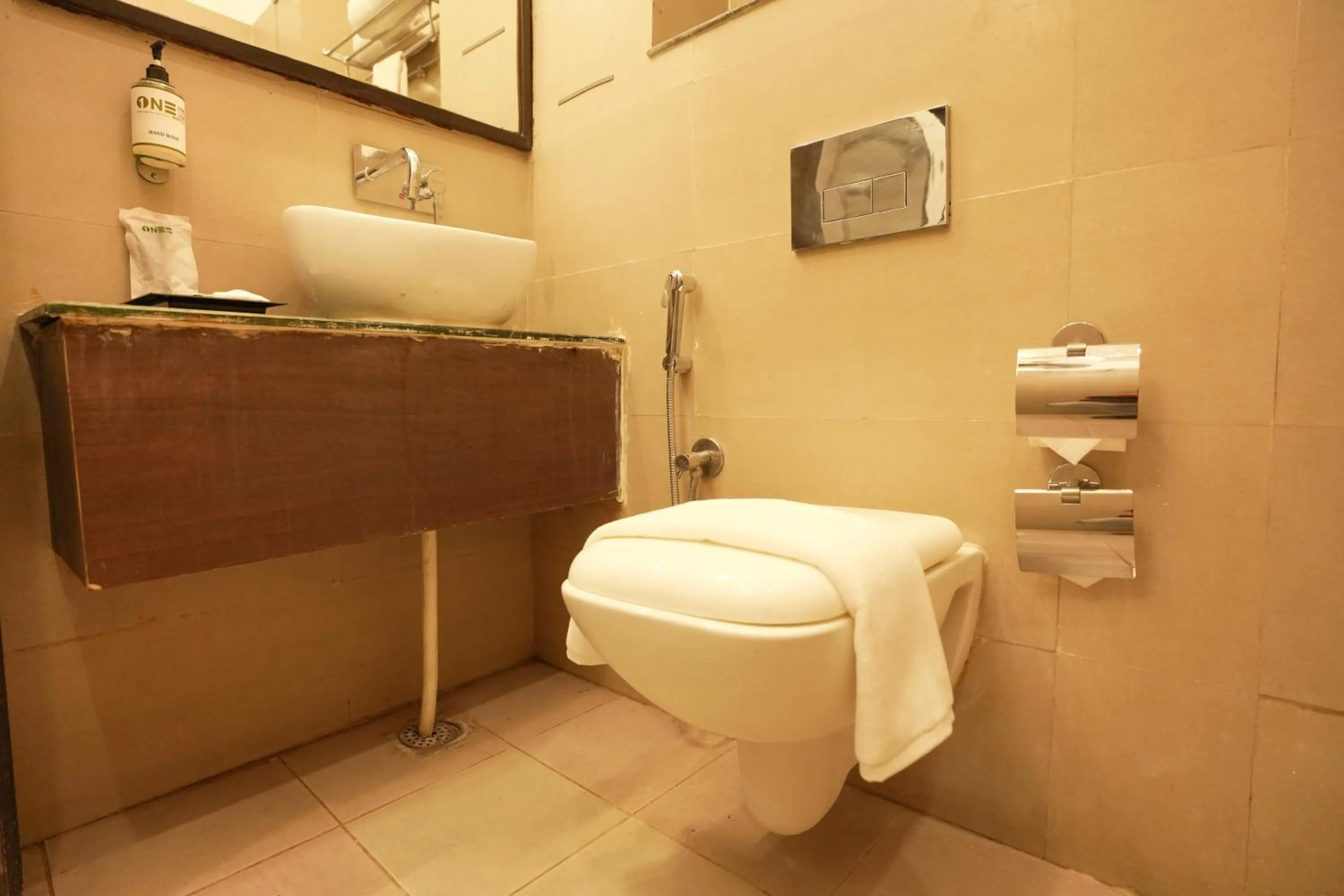 Bathroom in One Earth City Heart Rishikesh