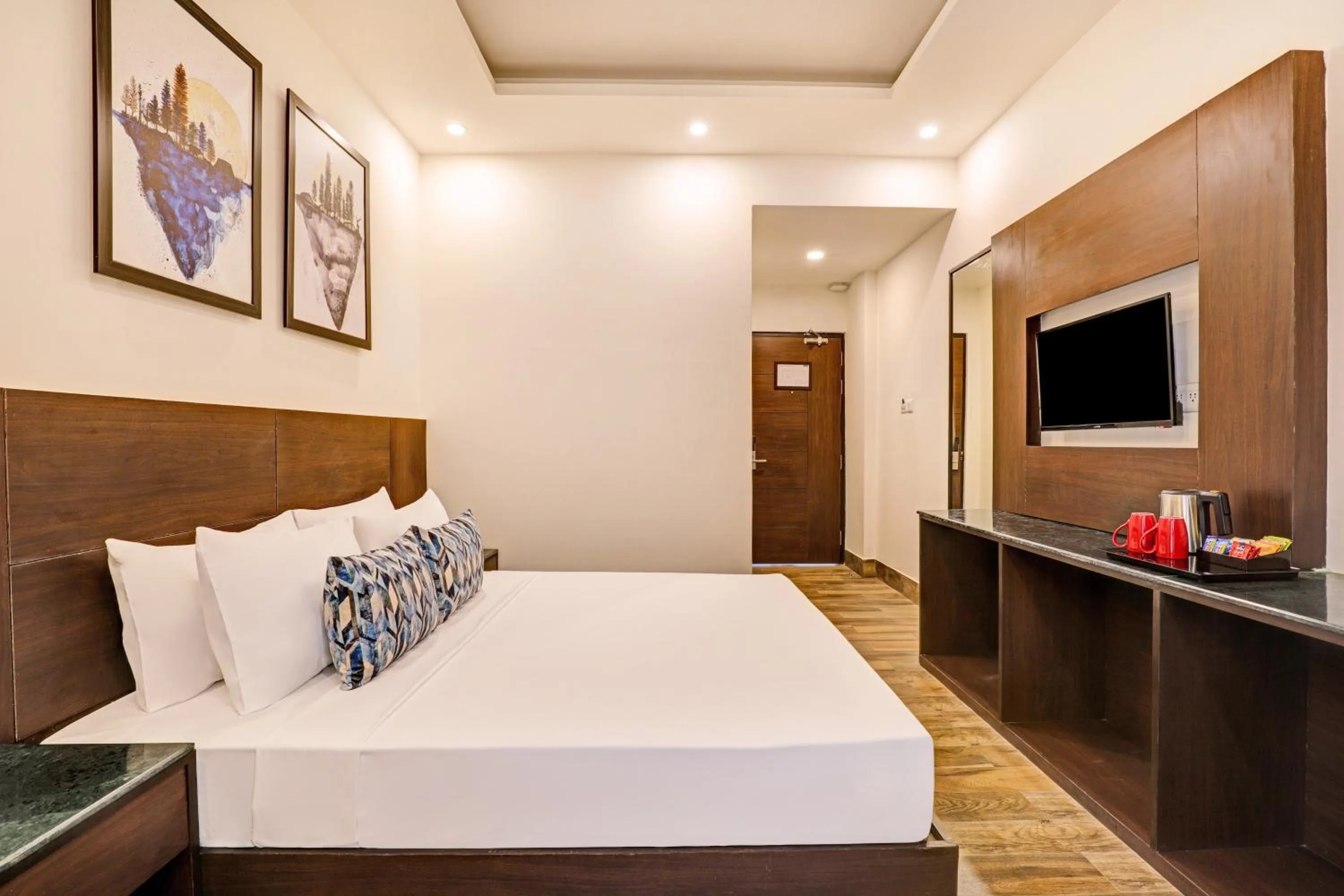 Photo of the whole room in One Earth City Heart Rishikesh