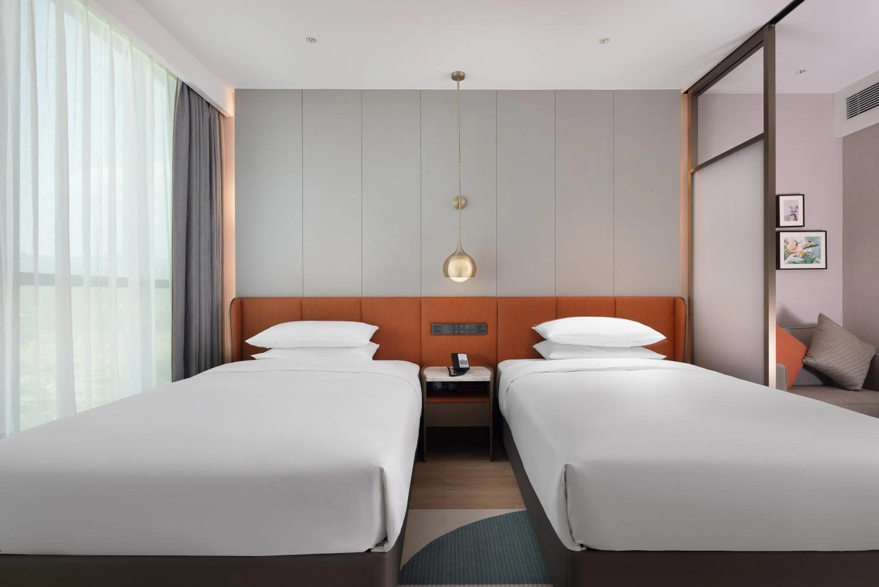 Bed in Home2 Suite by Hilton Chengdu Huaizhou New Town