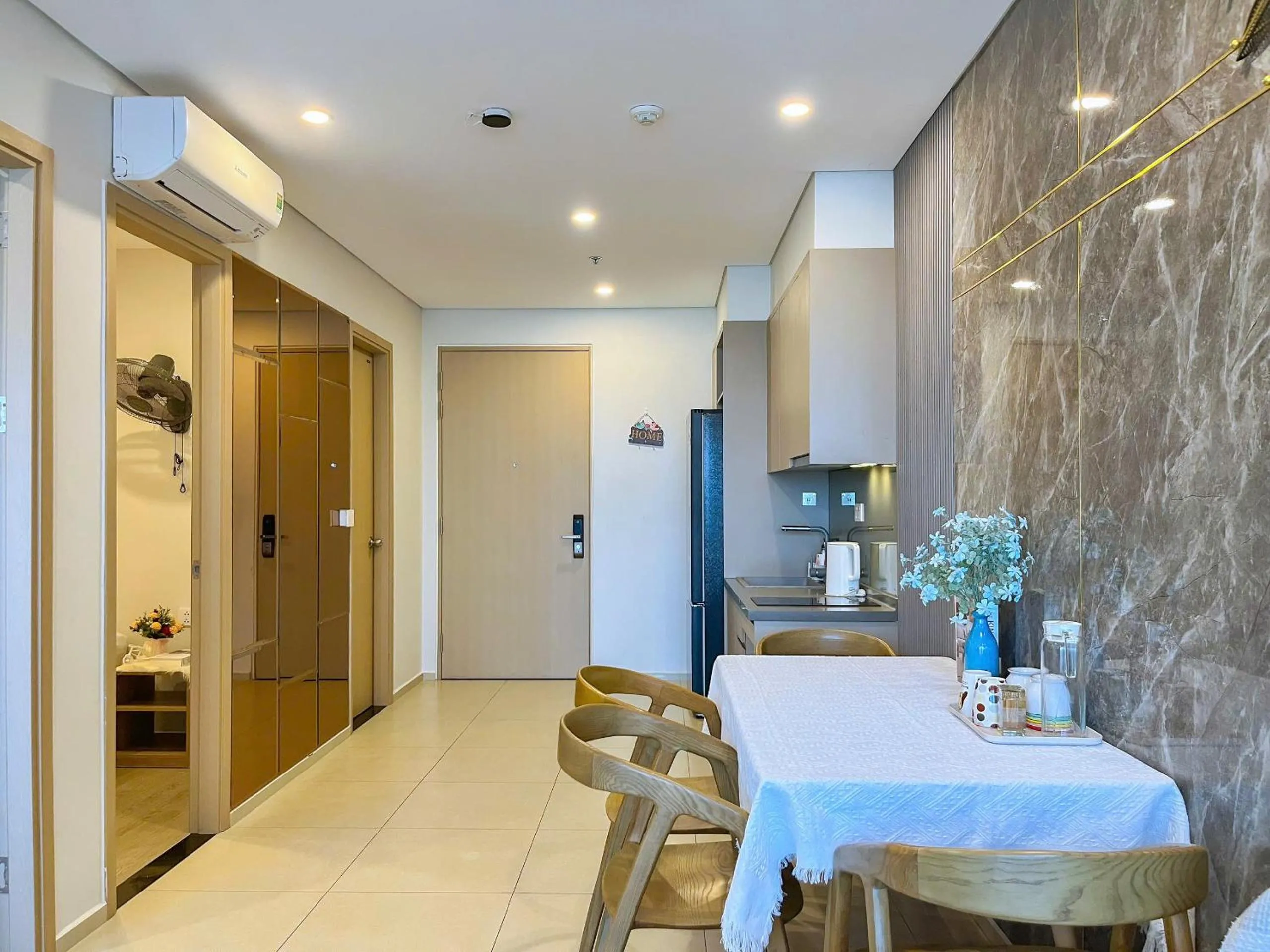 Kitchen or kitchenette in The Sóng Vũng Tàu - Thương's Homestay