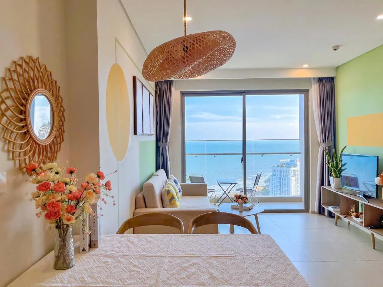 Bed in The Sóng Vũng Tàu - Thương's Homestay