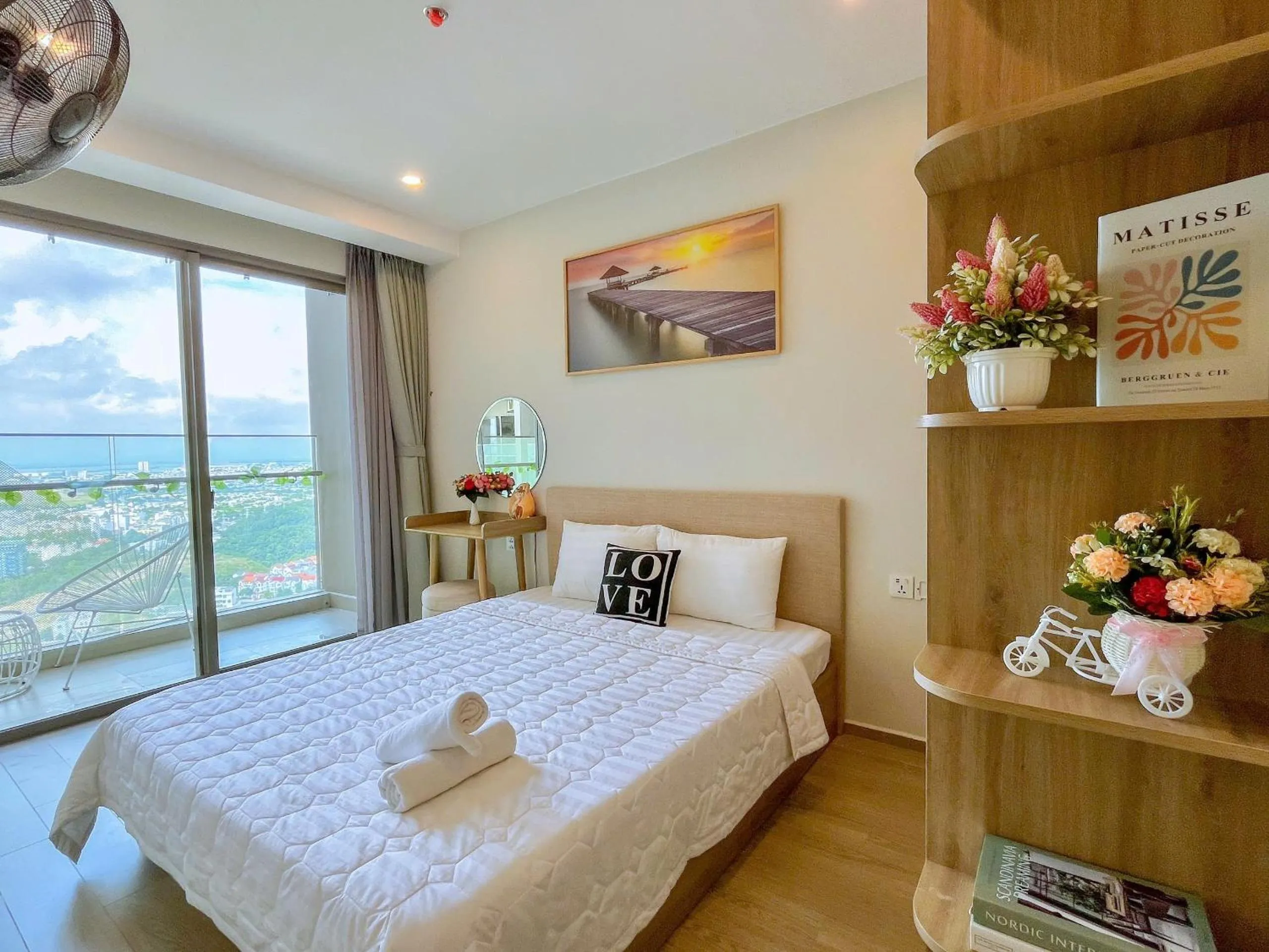 Bed in The Sóng Vũng Tàu - Thương's Homestay