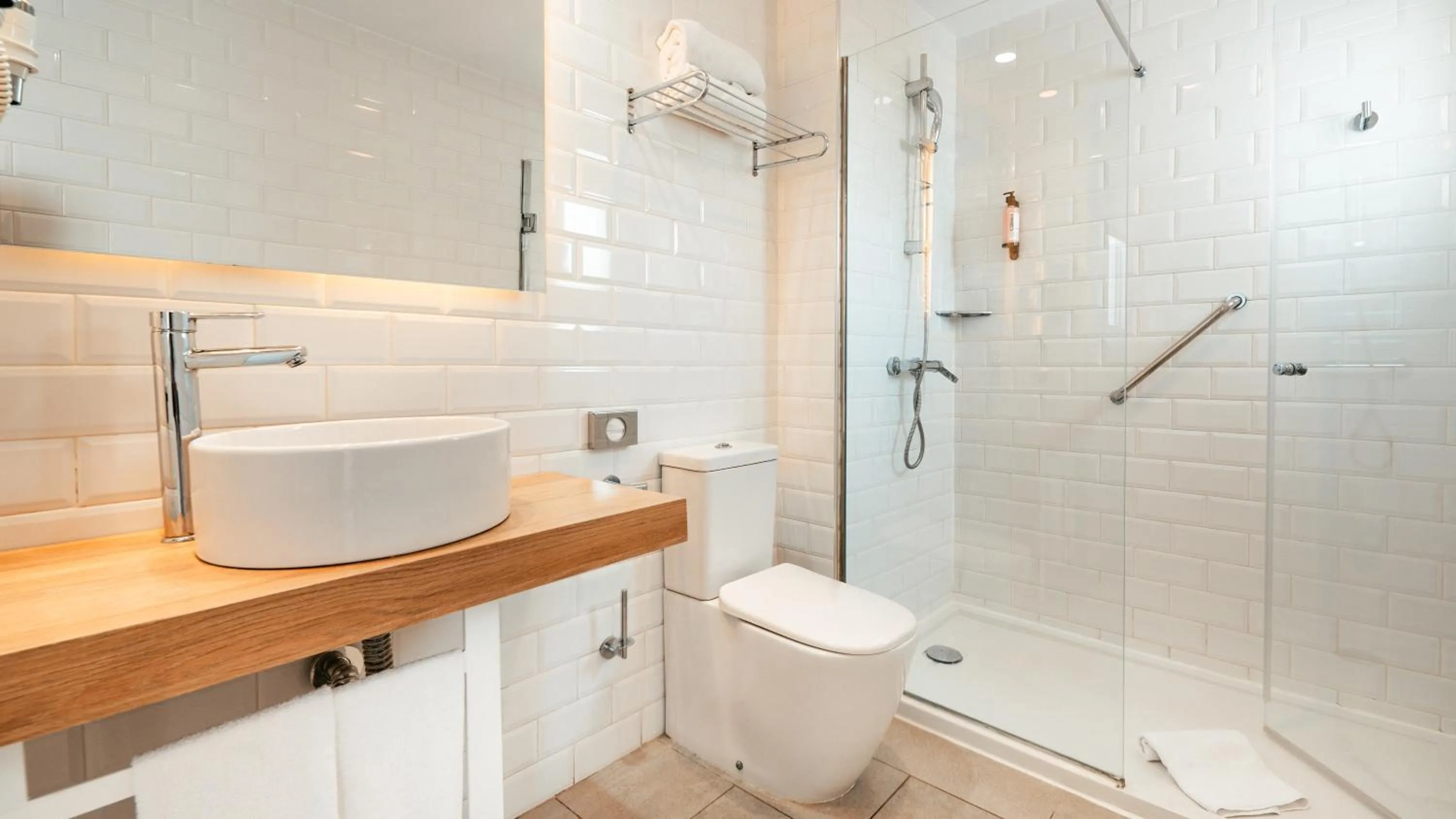 Bathroom in Labranda Alyssa Suite Hotel