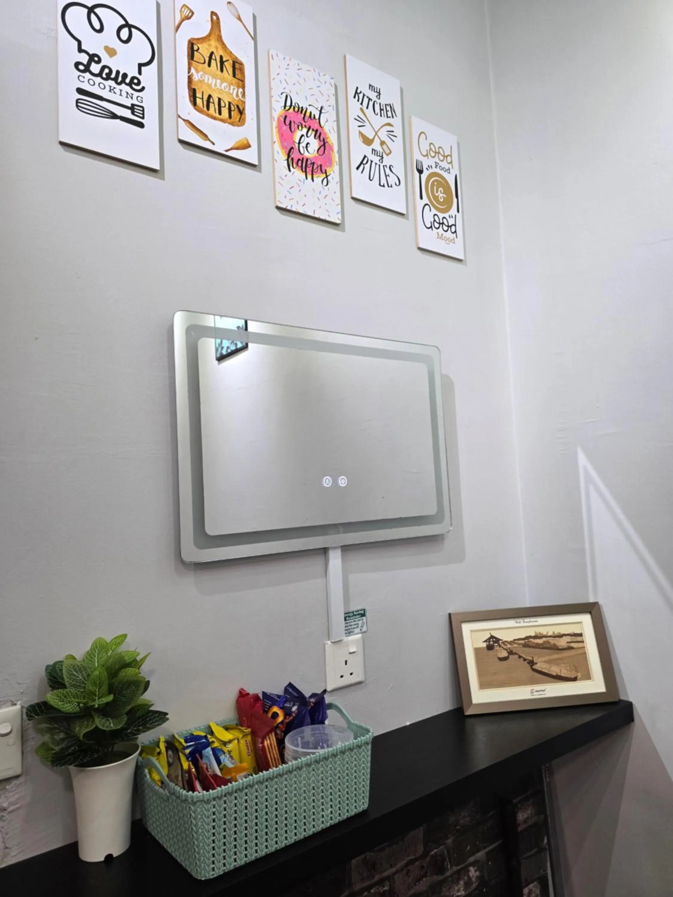 Family in Khaimal Valley Suite - Pool View