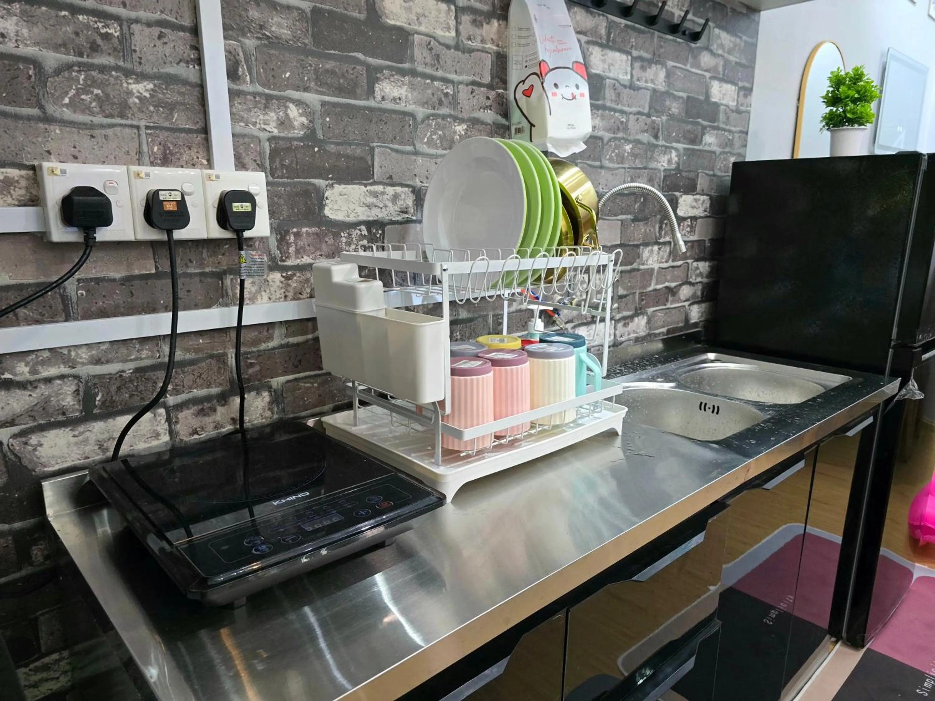 stove in Khaimal Valley Suite - Pool View