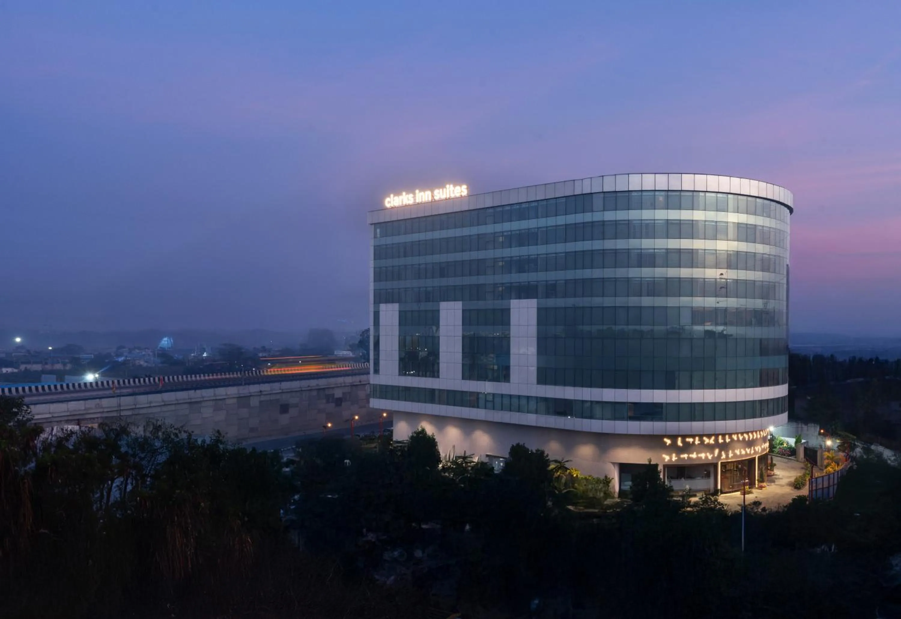 Clarks Inn Suites Hyderabad Airport
