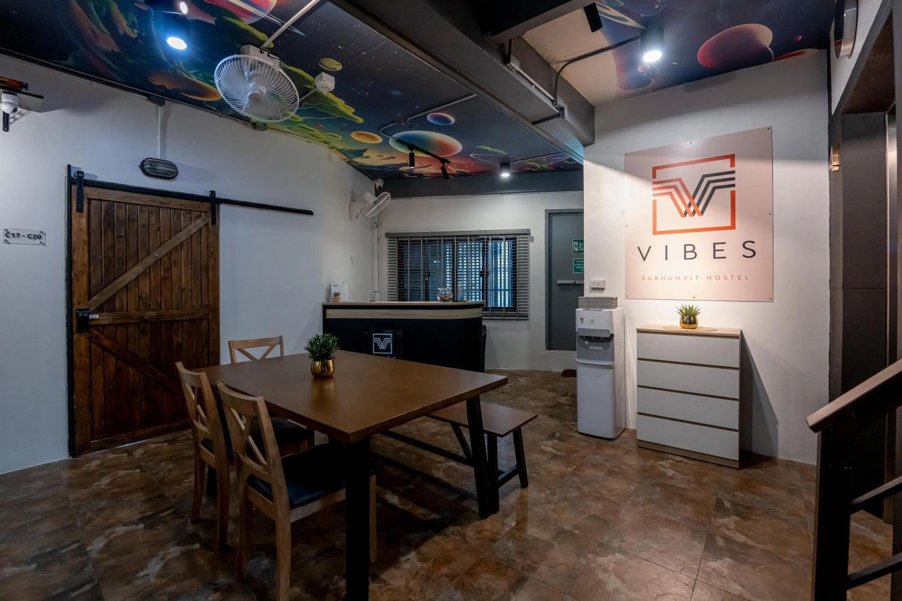 Lobby or reception in Vibes Hostel Bangkok