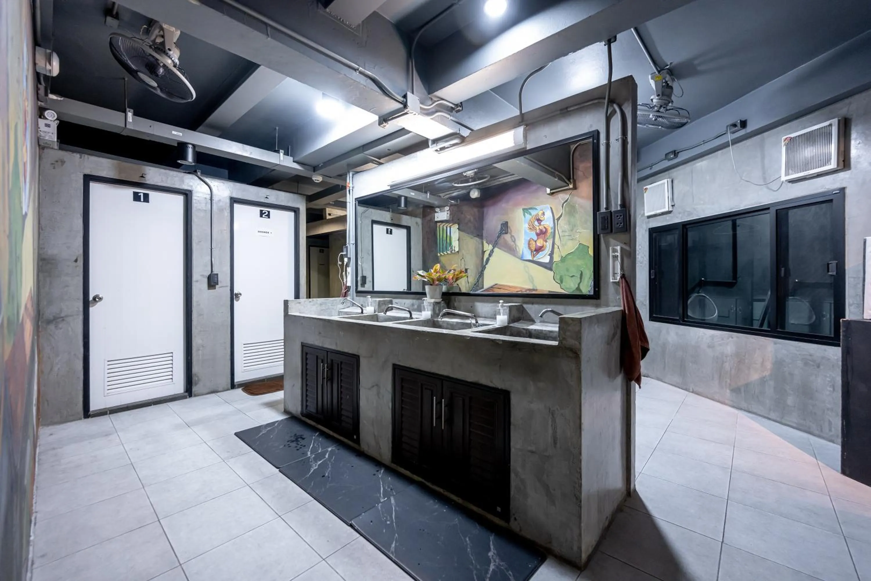 Bathroom in Vibes Hostel Bangkok