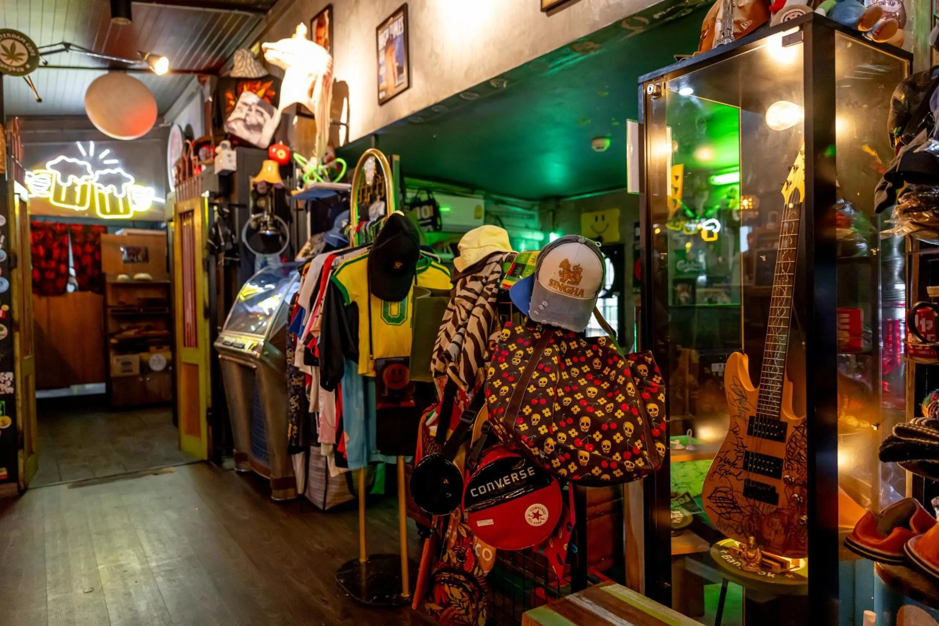 Property building in Vibes Hostel Bangkok