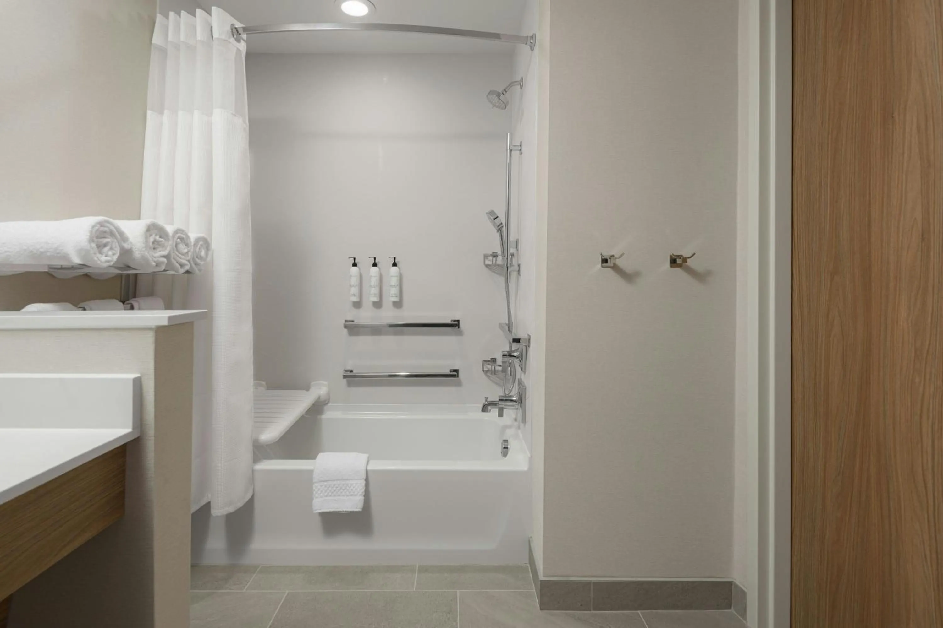 Bathroom in Fairfield by Marriott Inn & Suites Cincinnati Oakley