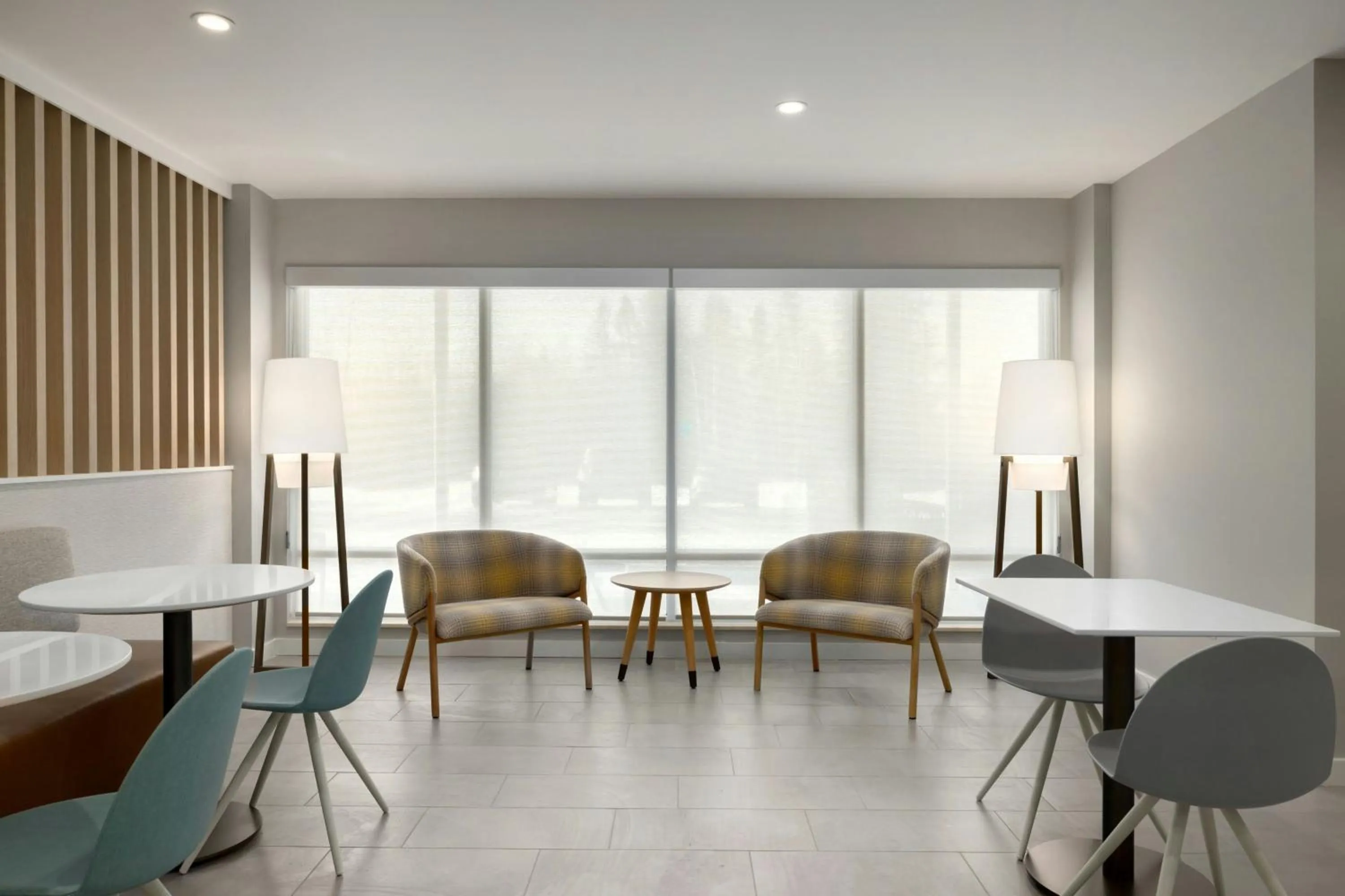 Breakfast in TownePlace Suites by Marriott Duluth