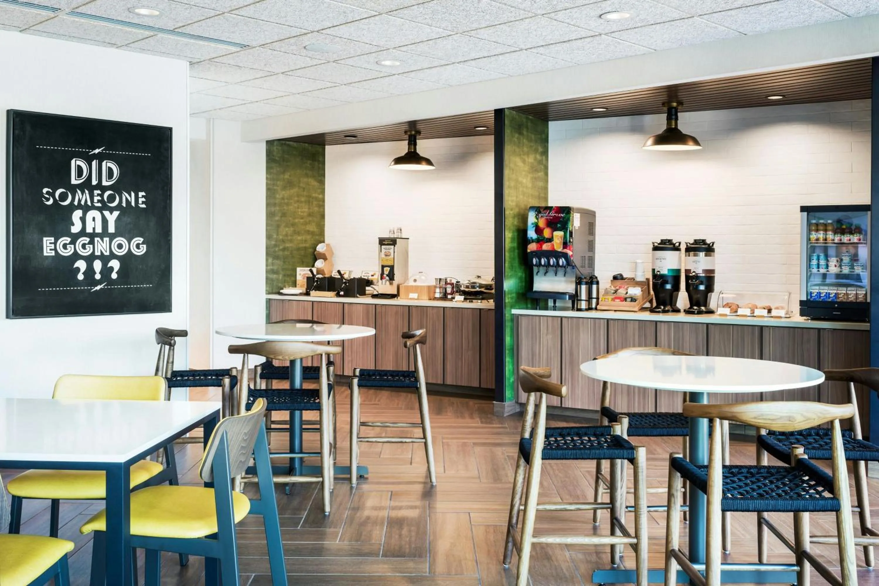 Breakfast in Fairfield Inn & Suites Hanford